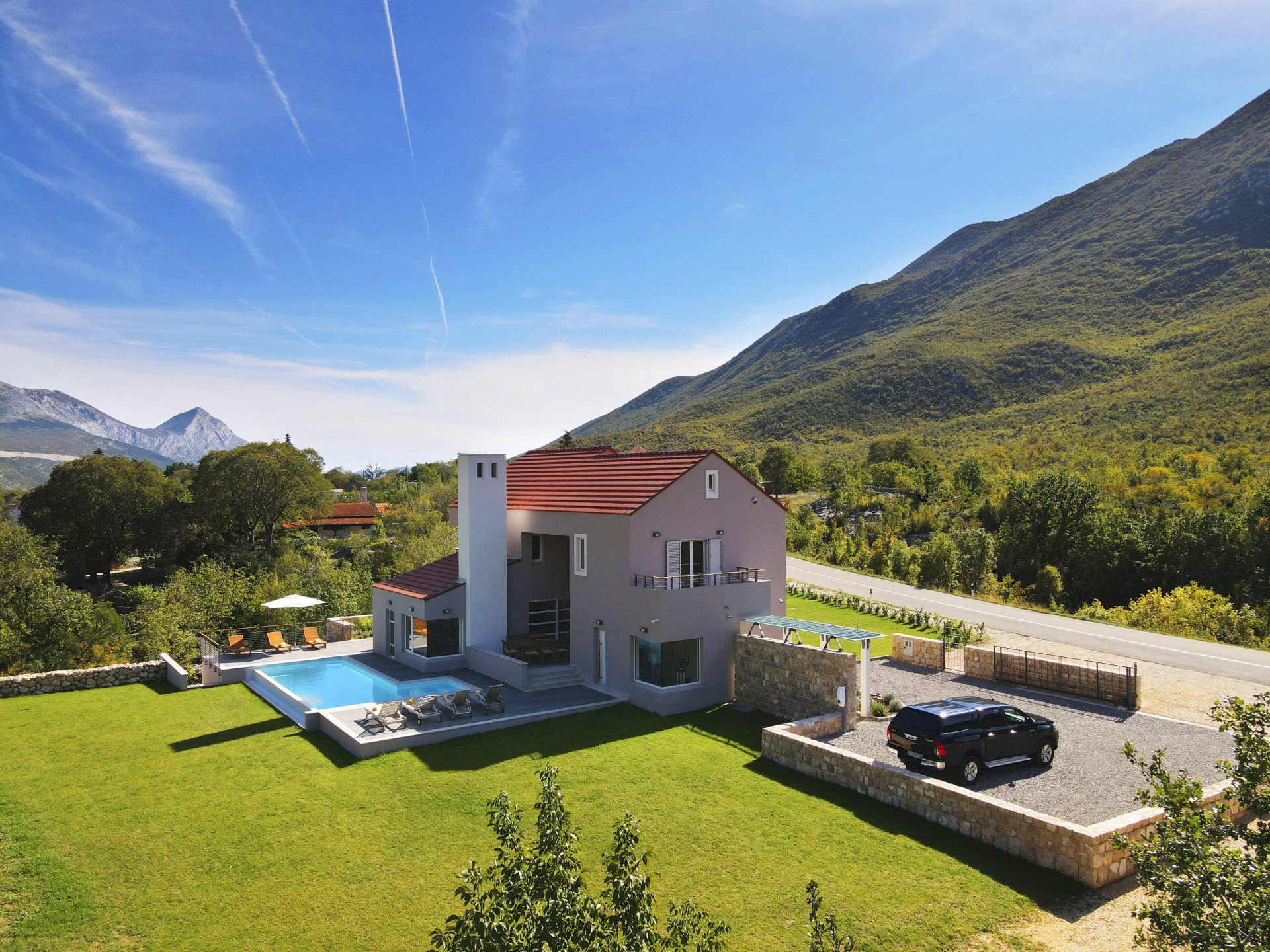 Villa Jure: Luxury Getaway in the Dalmatian Hinterland of Župa Croatia