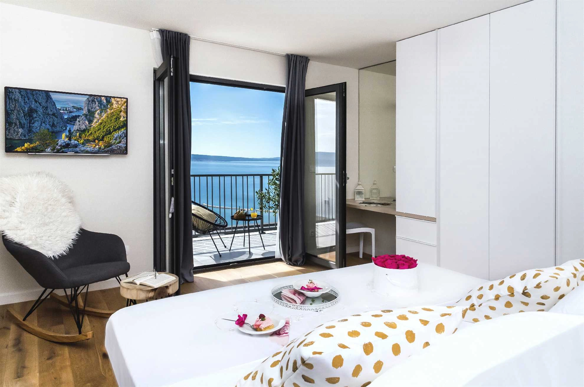 VILLA LUXURY DREAM IN OMIŠ, BEHEIZTER INNENPOOL - 1290160 Villa Luxury Dream in Omiš, beheizter Innenpool