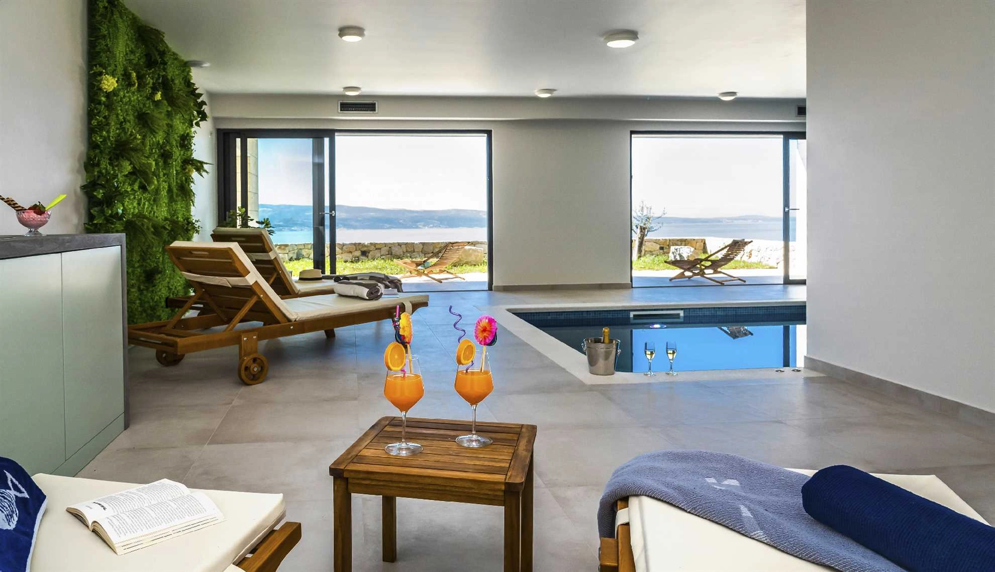 VILLA LUXURY DREAM IN OMIŠ, BEHEIZTER INNENPOOL - 1290189 Villa Luxury Dream in Omiš, beheizter Innenpool