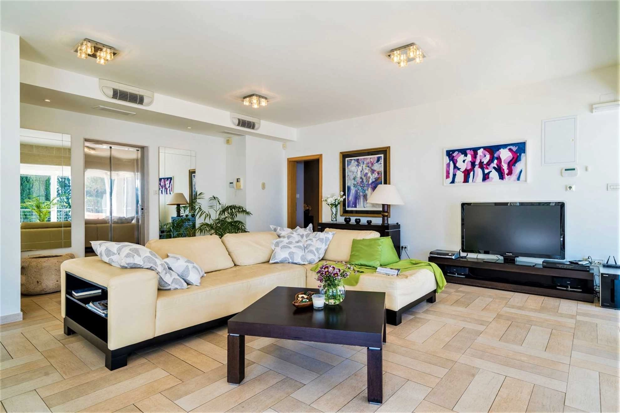 ORVAS VILLA 32 - 1313898 Orvas Villa 32