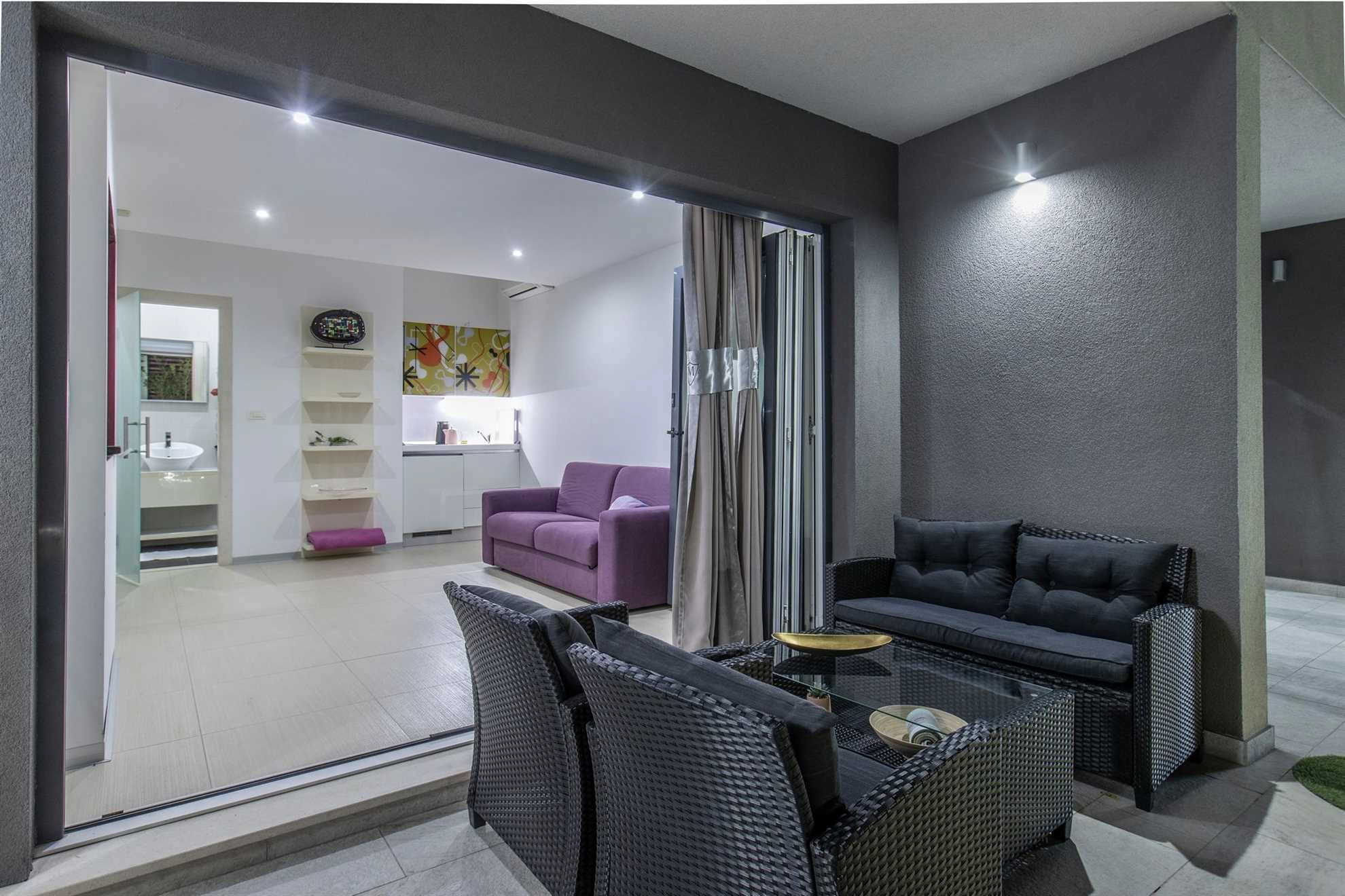 VILLA MARTINIS IN ROGOZNICA WITH PRIVATE HEATED POOL, FOR UP TO 14 PERSONS - 1313942 Villa Martinis in Rogoznica with private heated pool, for up to 14 persons