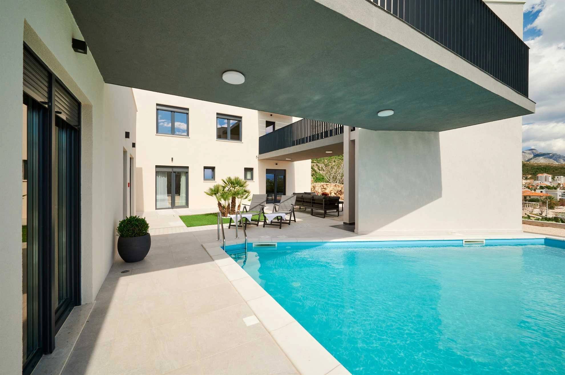 Villa Stella, Dugi Rat