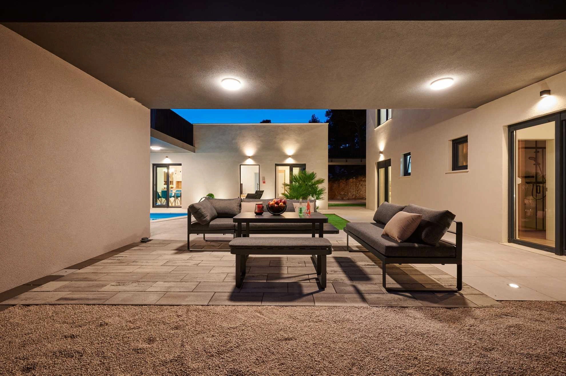 Villa Stella, Dugi Rat