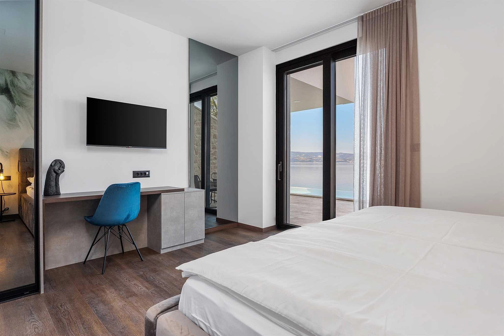 VILLA SEA BREEZE, 5 SCHLAFZIMMER LUXUSVILLA IN DER NÄHE DES MEERES, PRIVATER BEHEIZTER POOL, OMIŠ BRZET - 1868407 Villa Sea Breeze, 5 Schlafzimmer Luxusvilla in der Nähe des Meeres, privater beheizter Pool, Omiš Brzet