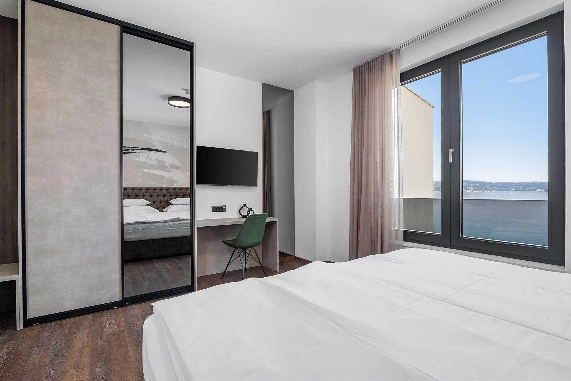 VILLA SEA BREEZE, 5 SCHLAFZIMMER LUXUSVILLA IN DER NÄHE DES MEERES, PRIVATER BEHEIZTER POOL, OMIŠ BRZET - 1868411 Villa Sea Breeze, 5 Schlafzimmer Luxusvilla in der Nähe des Meeres, privater beheizter Pool, Omiš Brzet