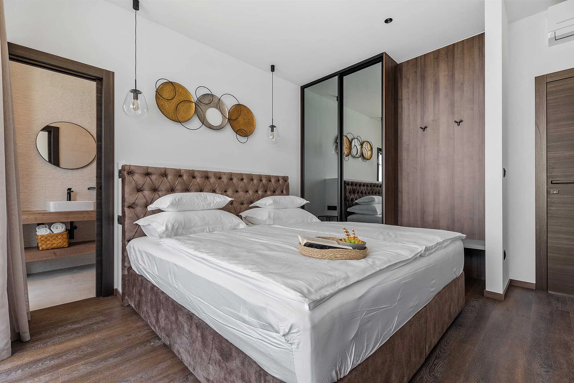 VILLA SEA BREEZE, 5 SCHLAFZIMMER LUXUSVILLA IN DER NÄHE DES MEERES, PRIVATER BEHEIZTER POOL, OMIŠ BRZET - 1868416 Villa Sea Breeze, 5 Schlafzimmer Luxusvilla in der Nähe des Meeres, privater beheizter Pool, Omiš Brzet