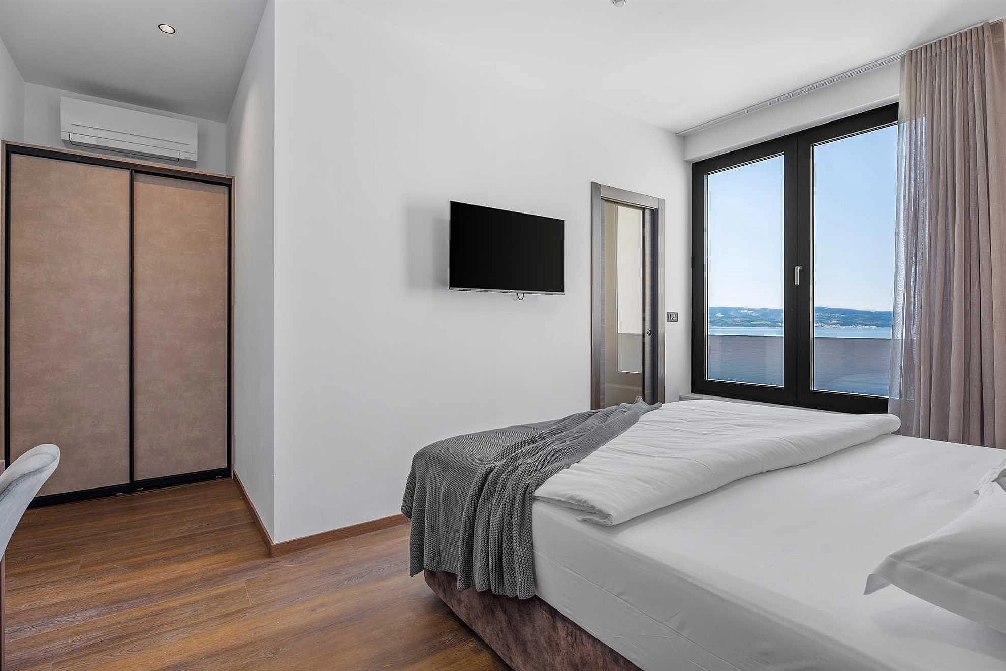 VILLA SEA BREEZE, 5 SCHLAFZIMMER LUXUSVILLA IN DER NÄHE DES MEERES, PRIVATER BEHEIZTER POOL, OMIŠ BRZET - 1868420 Villa Sea Breeze, 5 Schlafzimmer Luxusvilla in der Nähe des Meeres, privater beheizter Pool, Omiš Brzet