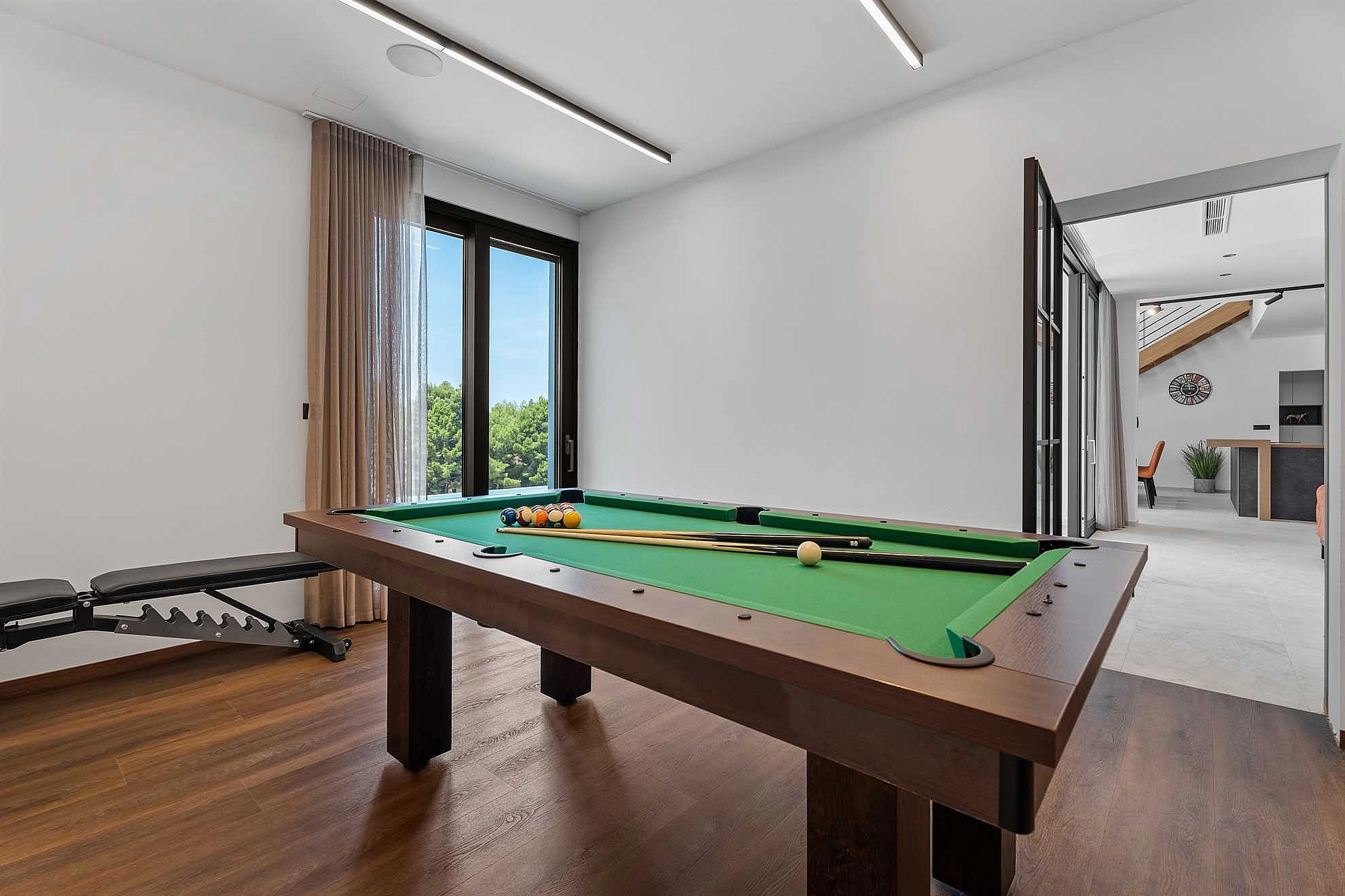 VILLA SEA BREEZE, 5 SCHLAFZIMMER LUXUSVILLA IN DER NÄHE DES MEERES, PRIVATER BEHEIZTER POOL, OMIŠ BRZET - 1868429 Villa Sea Breeze, 5 Schlafzimmer Luxusvilla in der Nähe des Meeres, privater beheizter Pool, Omiš Brzet