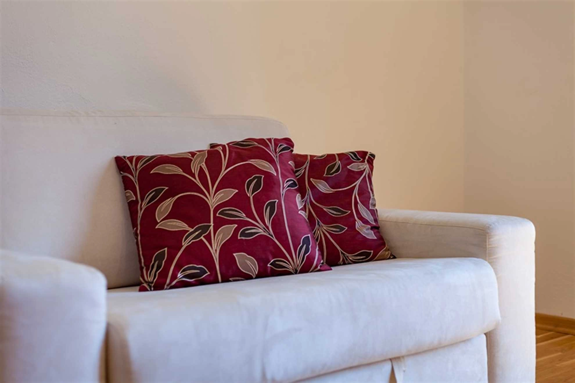 Family Villa Vjeka with Private Pool, playground in Sumartin, Brac Island