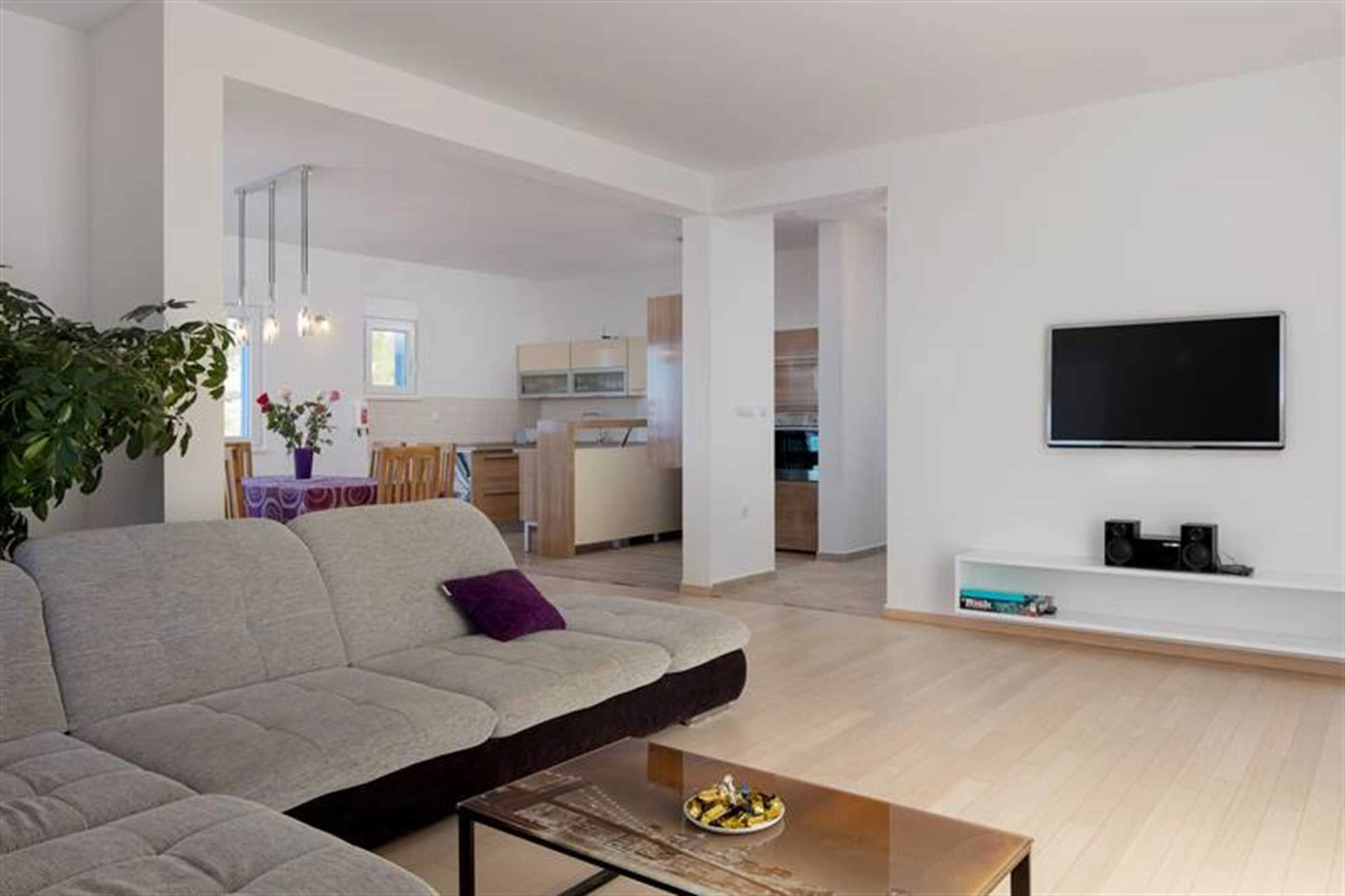 MODERN VILLA MERMAID IN PODSTRANA, PRIVATE HEATED POOL - 187953 Modern Villa Mermaid in Podstrana, private heated pool