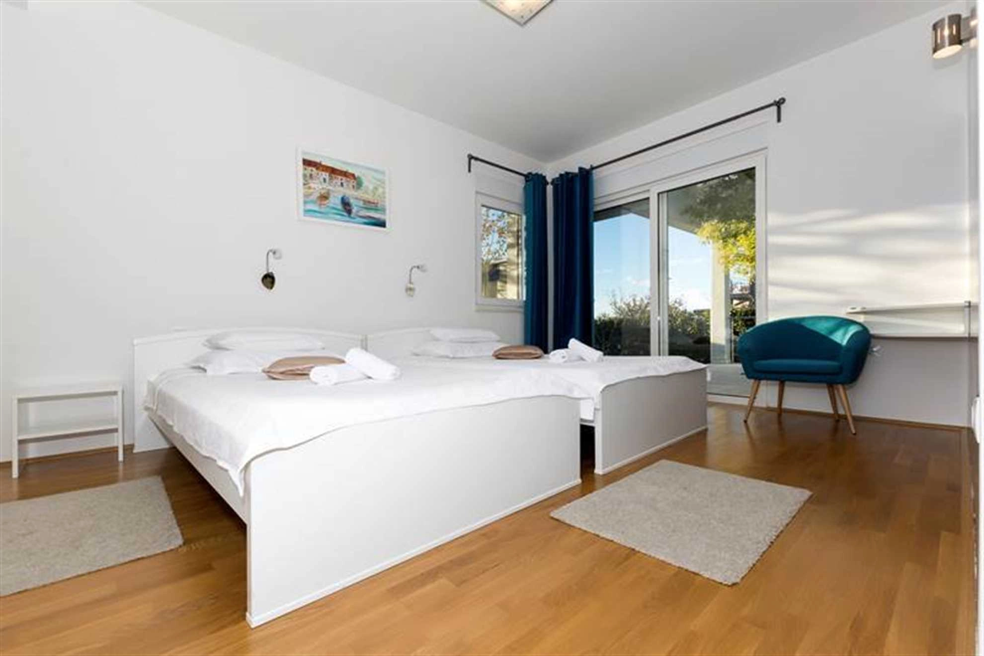 MODERN VILLA MERMAID IN PODSTRANA, PRIVATE HEATED POOL - 187967 Modern Villa Mermaid in Podstrana, private heated pool