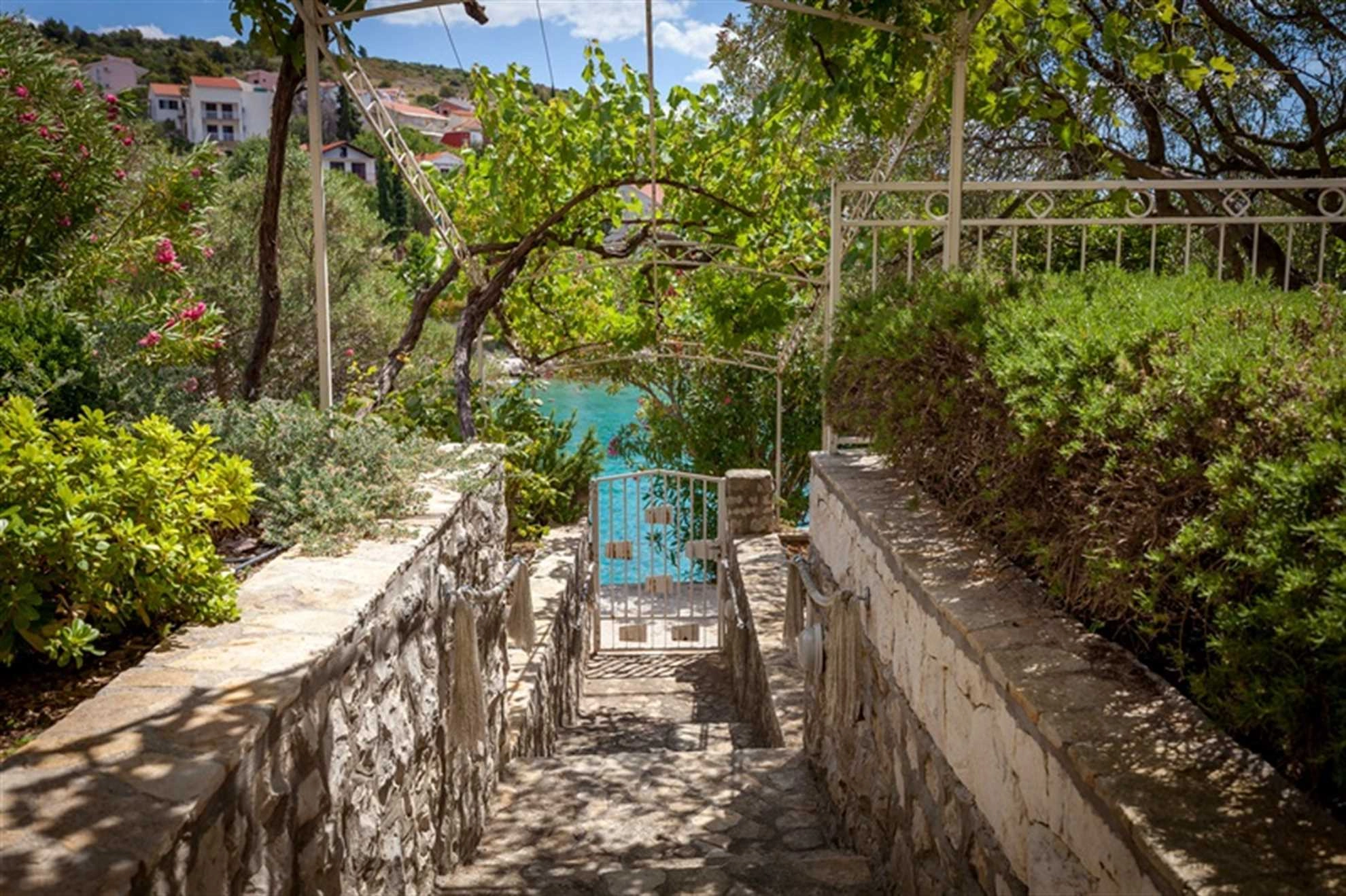 Holiday home Duje on Čiovo