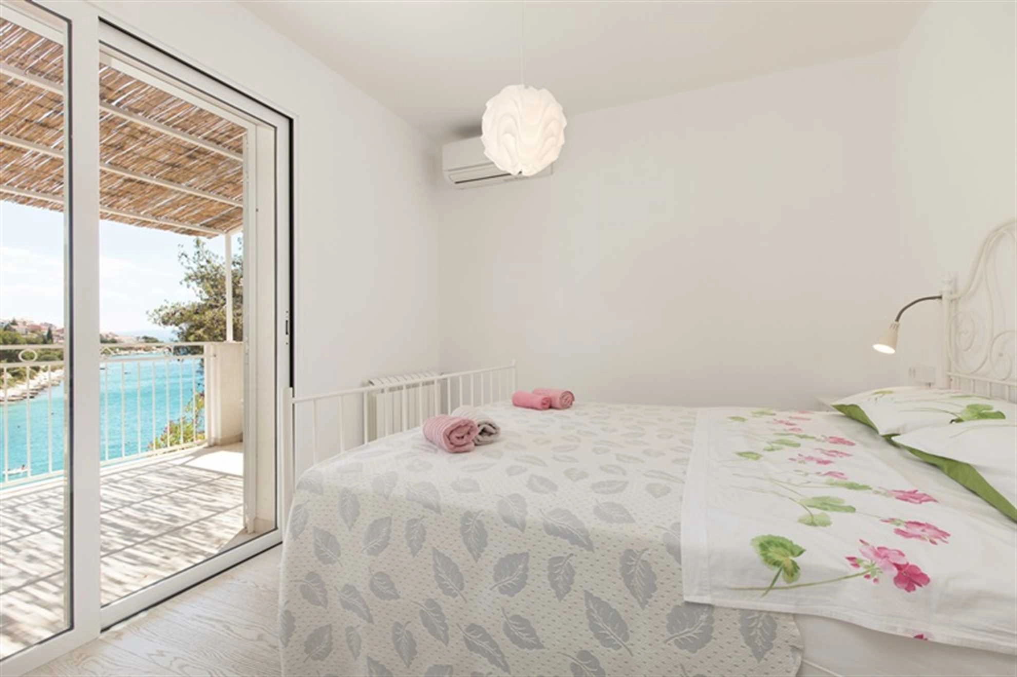 Holiday home Duje on Čiovo