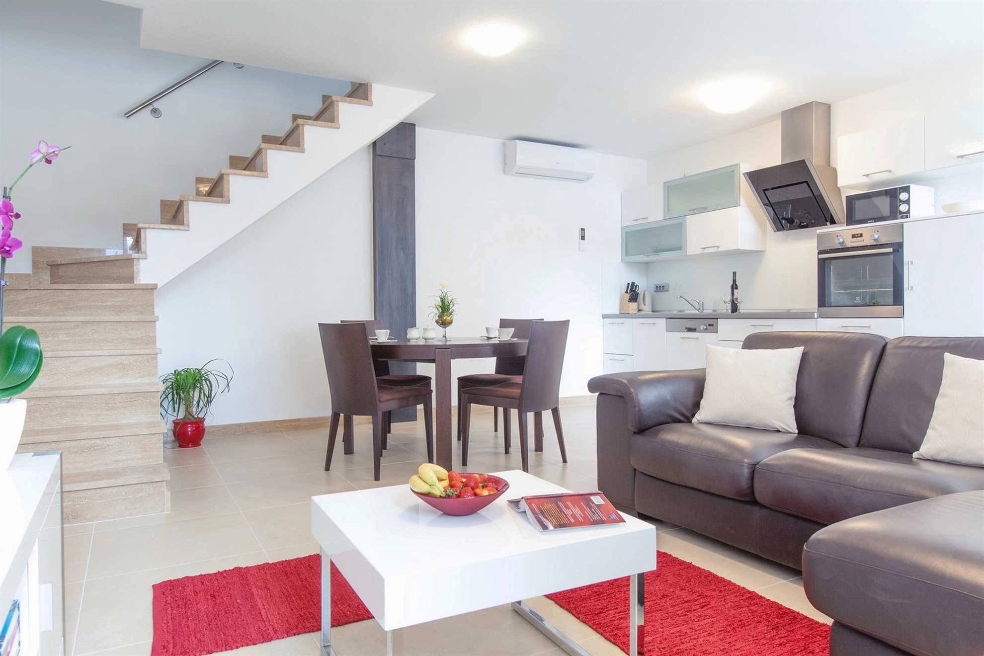 FERIENHAUS PUTEUS WENIGE METER VOM MEER ENTFERNT, INSEL BRAC - 188857 Ferienhaus Puteus wenige Meter vom Meer entfernt, Insel Brac