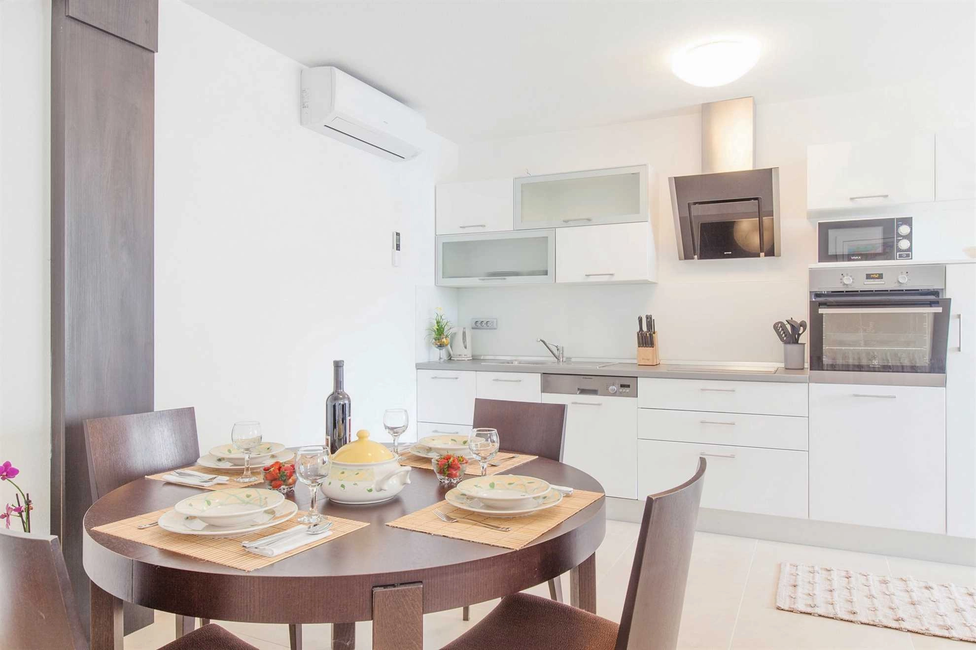 FERIENHAUS PUTEUS WENIGE METER VOM MEER ENTFERNT, INSEL BRAC - 188858 Ferienhaus Puteus wenige Meter vom Meer entfernt, Insel Brac