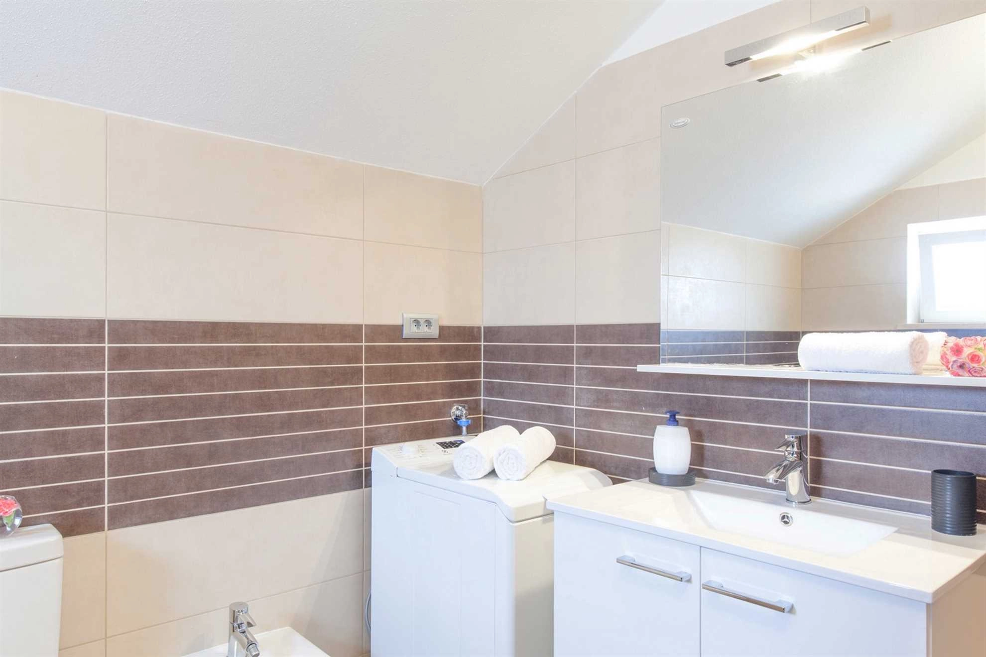 FERIENHAUS PUTEUS WENIGE METER VOM MEER ENTFERNT, INSEL BRAC - 188863 Ferienhaus Puteus wenige Meter vom Meer entfernt, Insel Brac