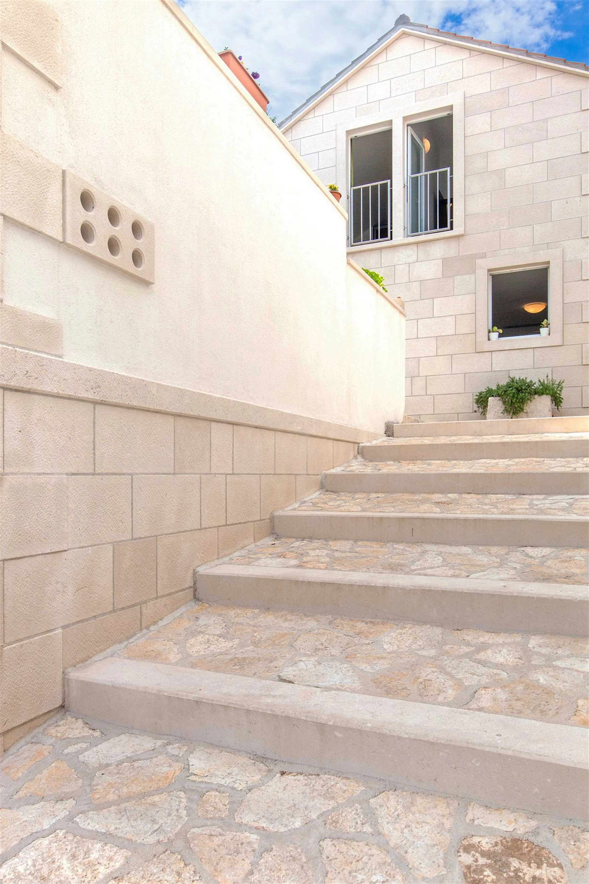 FERIENHAUS PUTEUS WENIGE METER VOM MEER ENTFERNT, INSEL BRAC - 188865 Ferienhaus Puteus wenige Meter vom Meer entfernt, Insel Brac