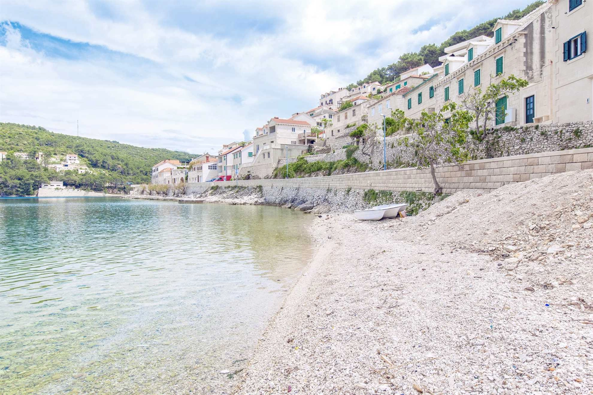FERIENHAUS PUTEUS WENIGE METER VOM MEER ENTFERNT, INSEL BRAC - 188866 Ferienhaus Puteus wenige Meter vom Meer entfernt, Insel Brac