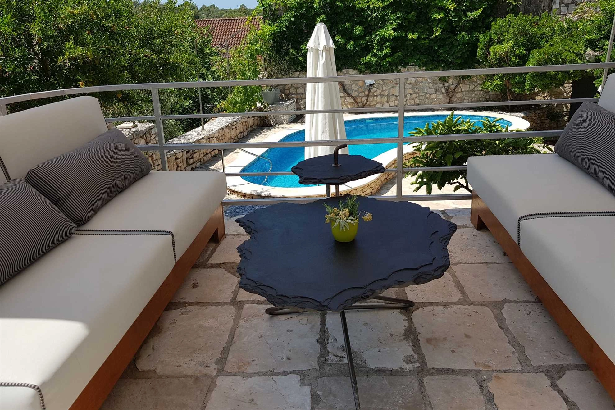 Traditional Villa Vicina with Private Pool in Milna, Brac Island