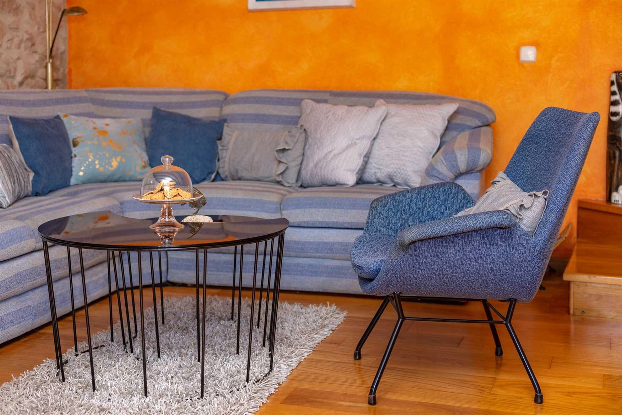 Traditional Villa Vicina with Private Pool in Milna, Brac Island