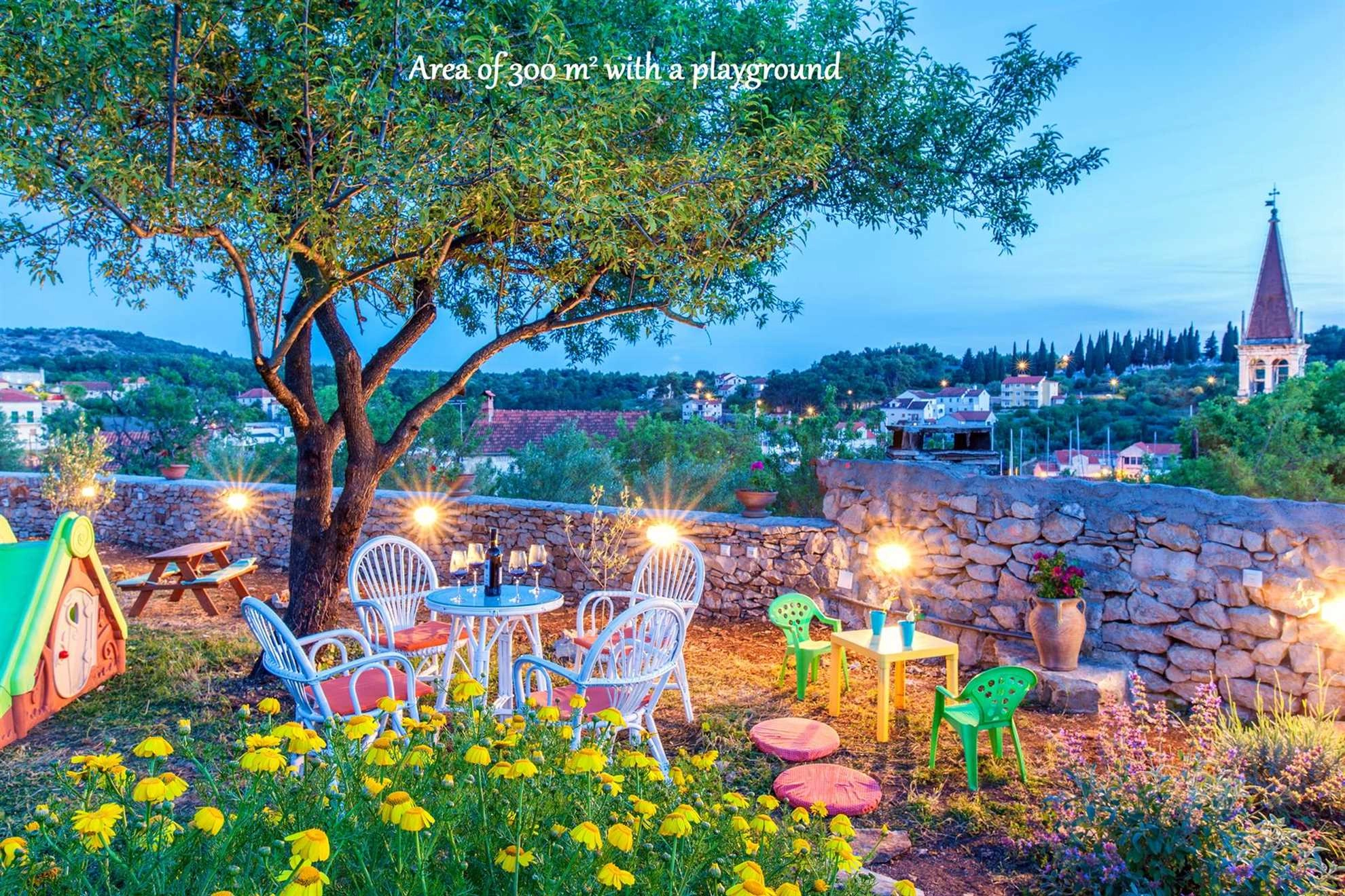 Traditional Villa Vicina with Private Pool in Milna, Brac Island