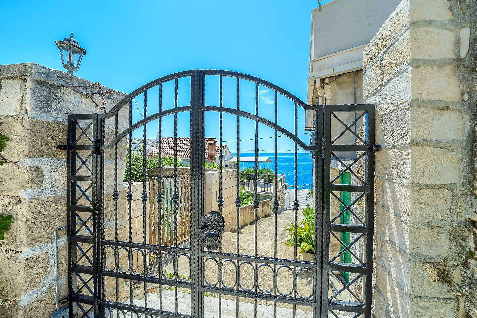 Villa Mir Vami blizu plaže, privatni bazen, Sumartin, otok Brač