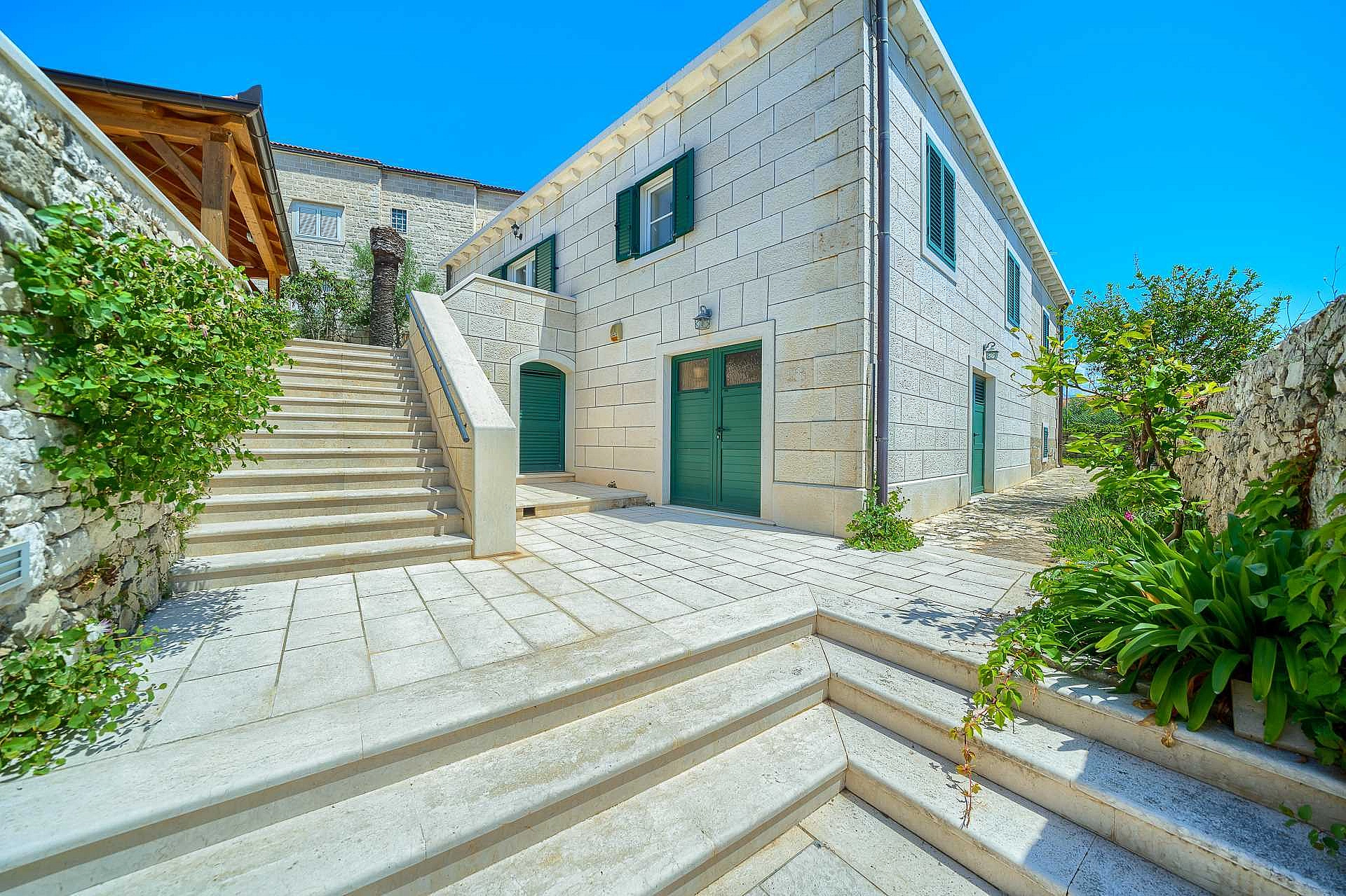 Villa Mir Vami blizu plaže, privatni bazen, Sumartin, otok Brač