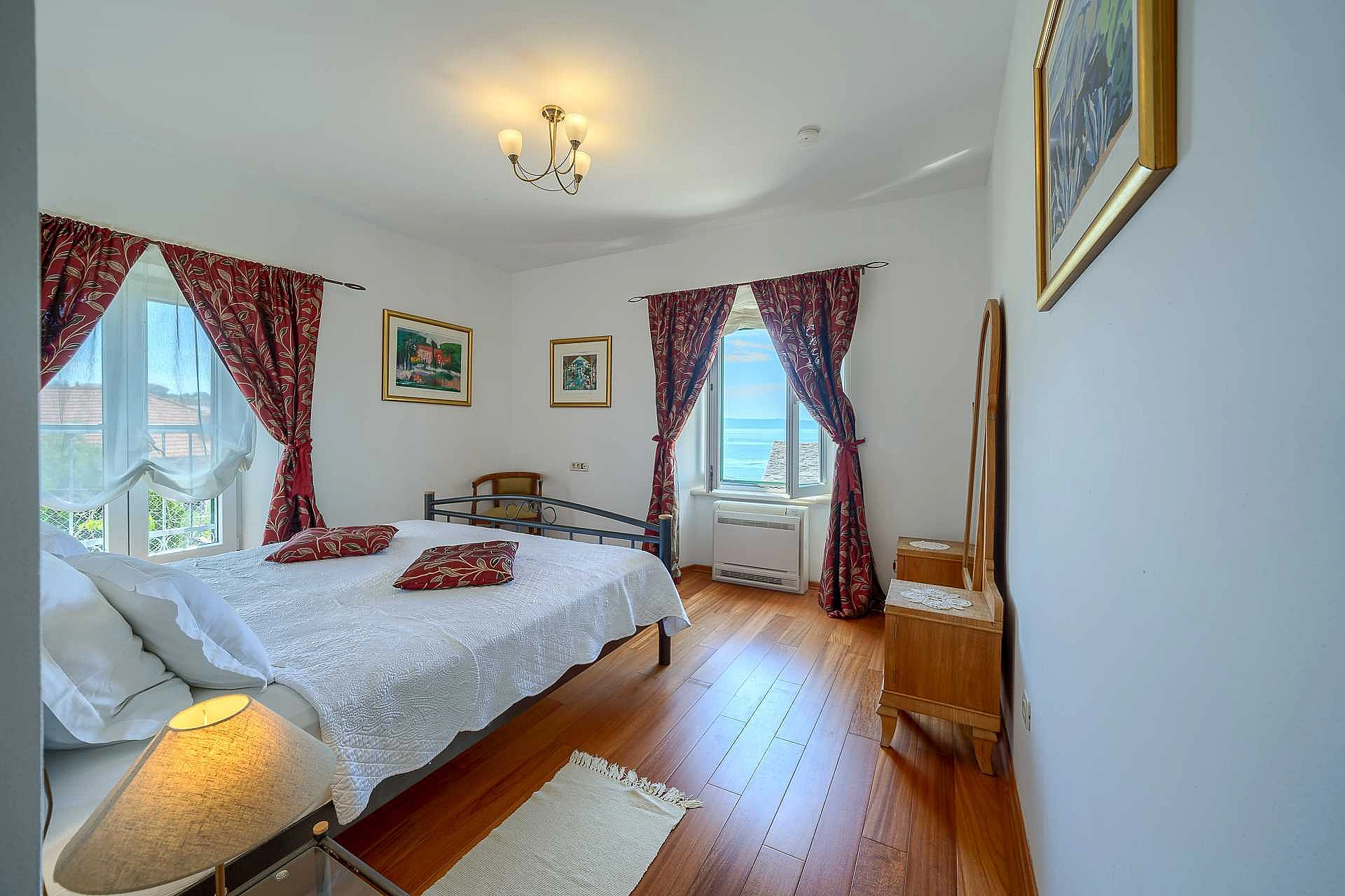 Villa Mir Vami blizu plaže, privatni bazen, Sumartin, otok Brač