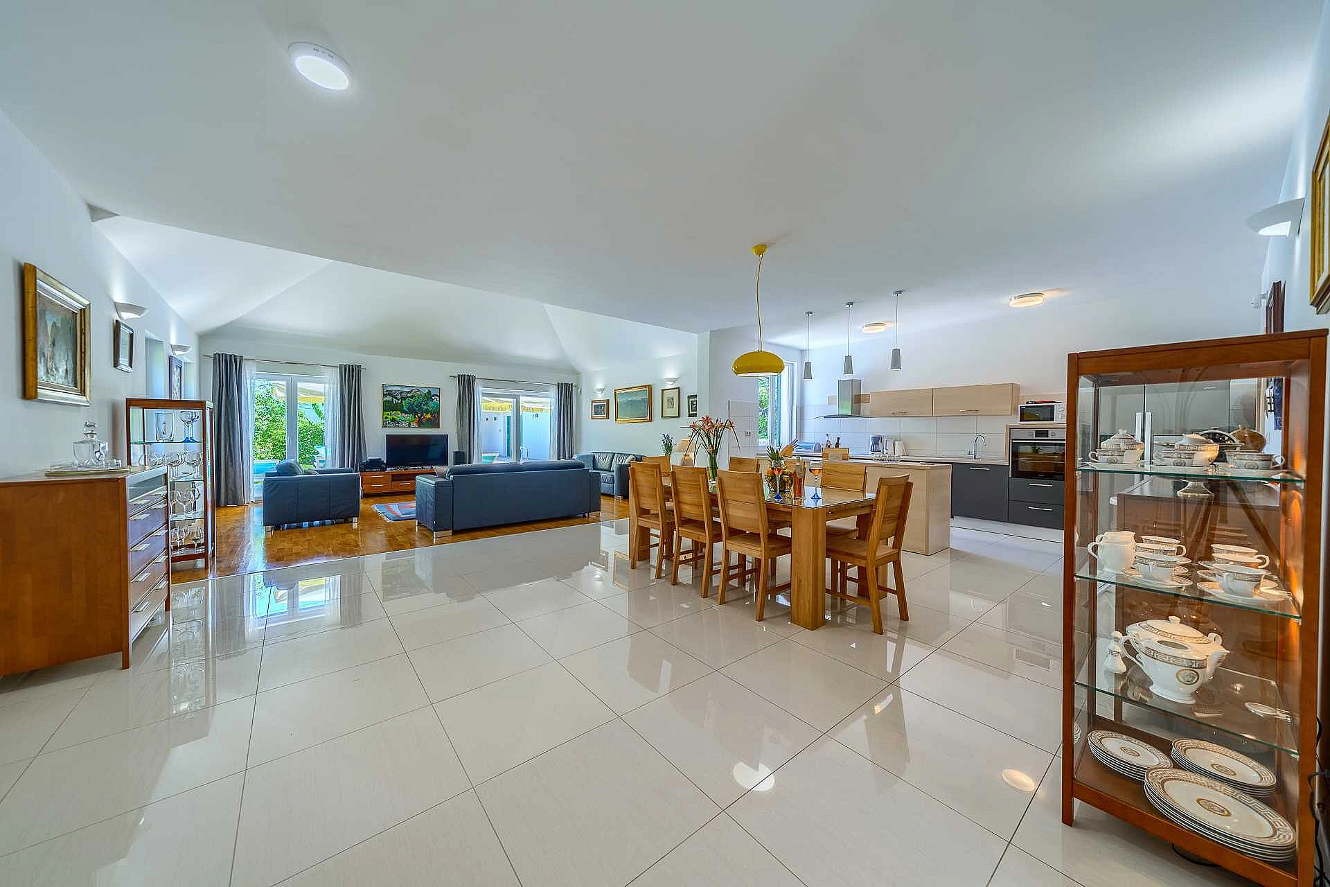 Villa Župa in Dalmatian Hinterland with private pool near Biokovo