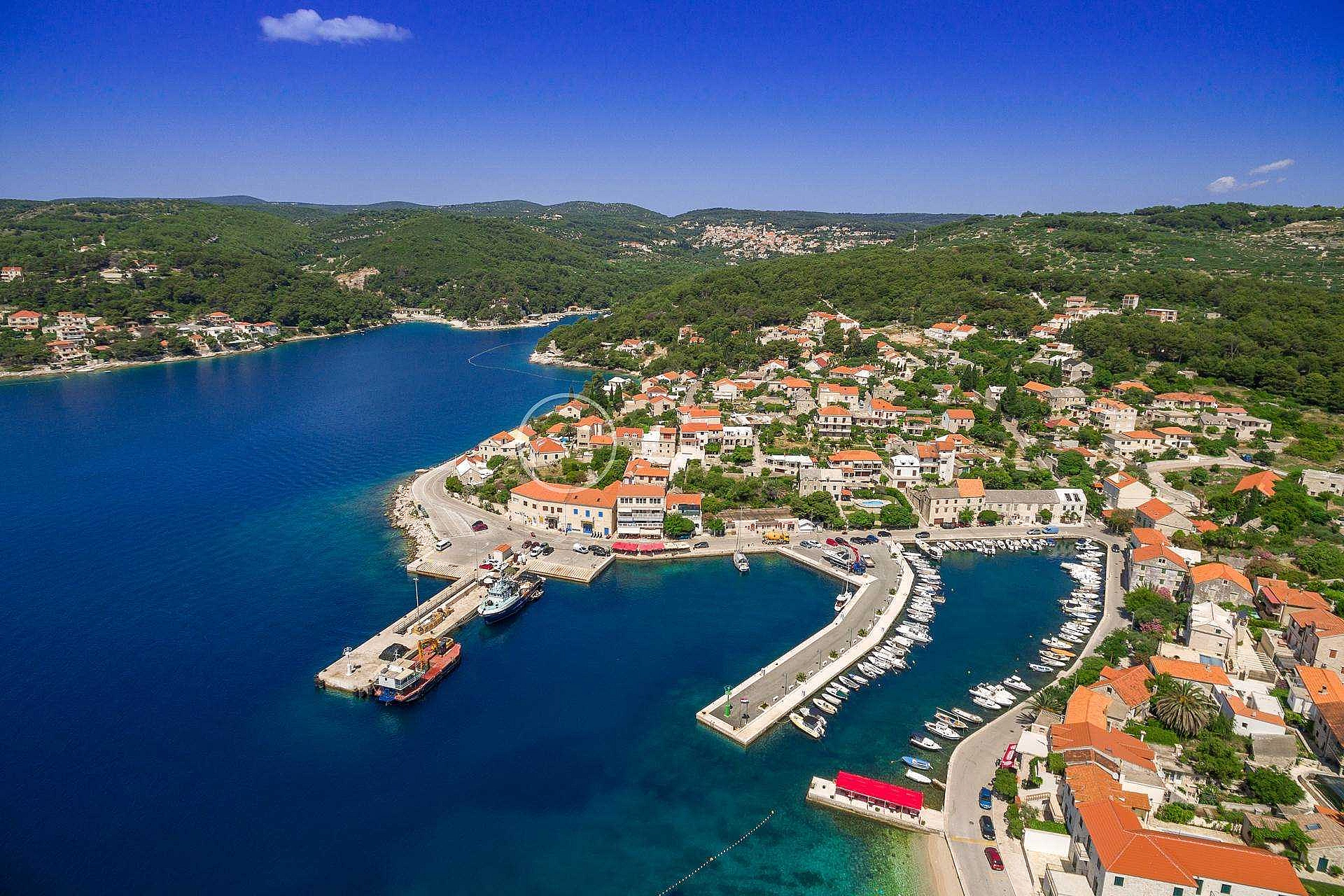 Villa Mir Vami blizu plaže, privatni bazen, Sumartin, otok Brač