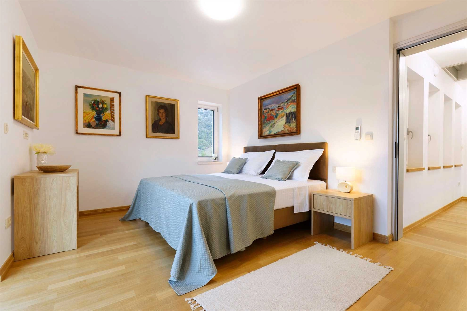 VILLA JURE IM DALMATINISCHEN HINTERLAND, BEHEIZTER POOL, SAUNA, IN DER NÄHE VON BIOKOVO - 274471 Villa Jure im dalmatinischen Hinterland, beheizter Pool, Sauna, in der Nähe von Biokovo