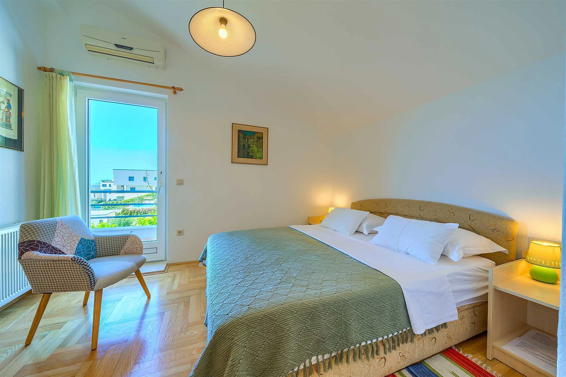 Villa Nugal - Familienvilla mit 5 Schlafzimmern und beheiztem Pool in Makarska