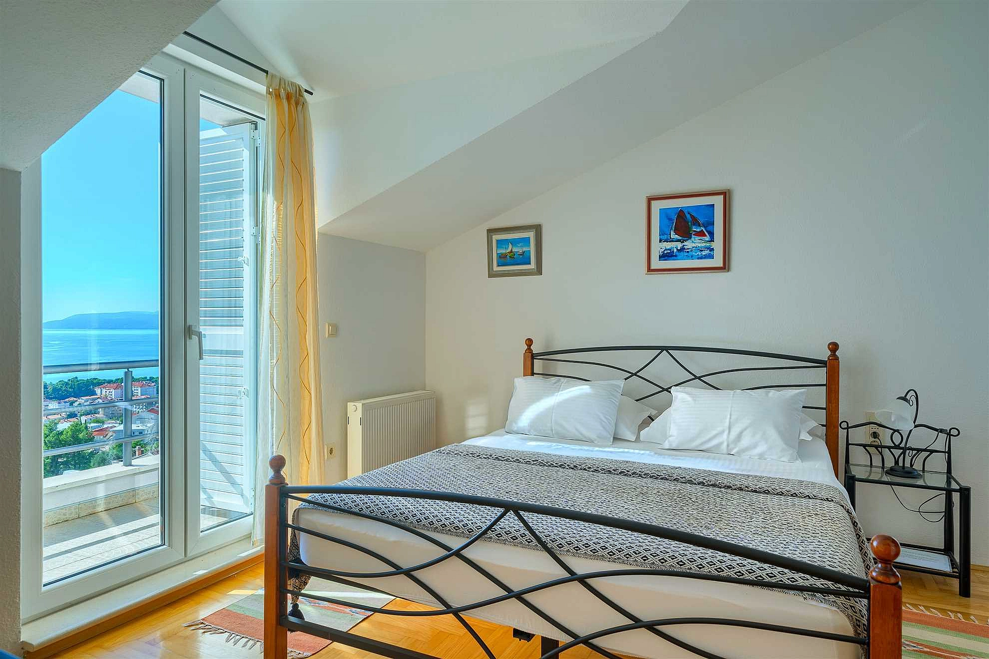 Villa Nugal - Familienvilla mit 5 Schlafzimmern und beheiztem Pool in Makarska