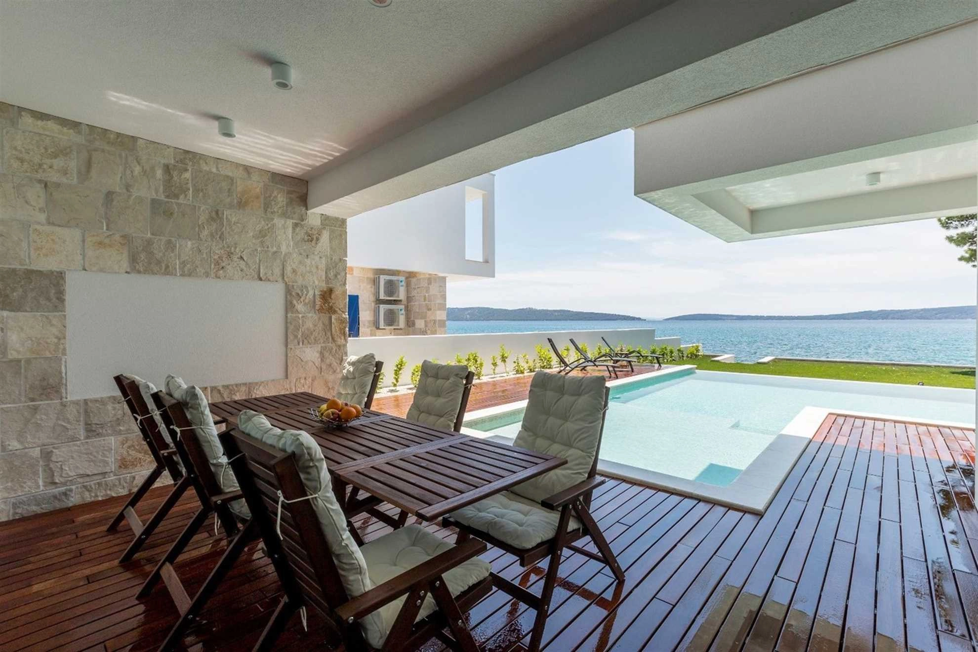 ORVAS VILLA 99 - 366579 Orvas Villa 99