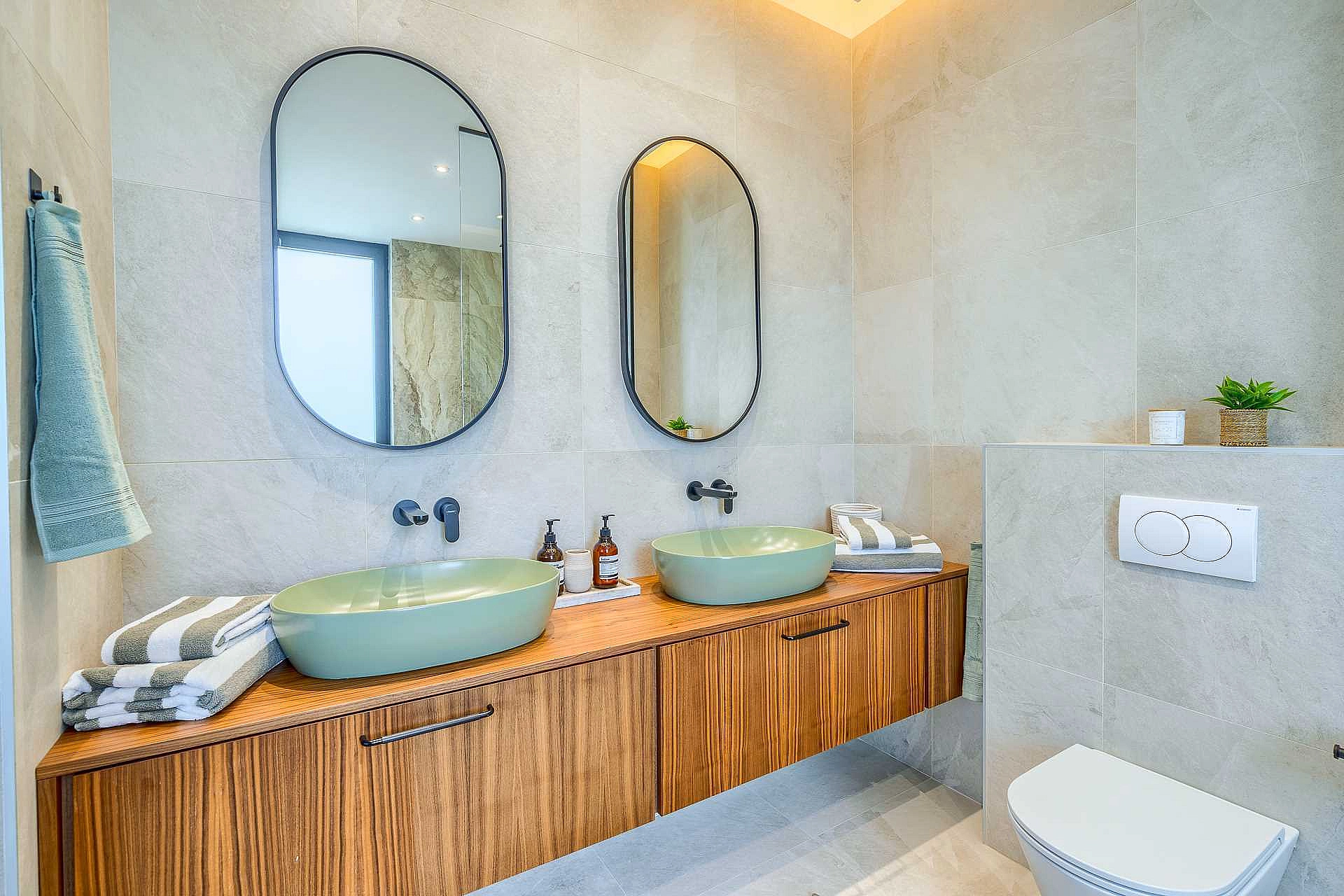 VILLA ALLINA, LUXURIOUS 5- BEDROOM VILLA WITH PANORAMIC VIEWS WITH HEATED POOL - 4250610 Villa Allina, Luxurious 5- Bedroom Villa with Panoramic Views with Heated Pool