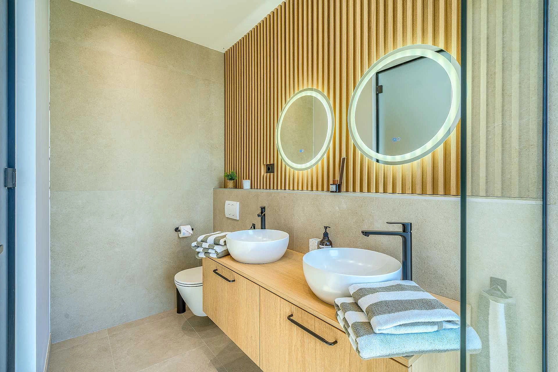 VILLA ALLINA, LUXURIOUS 5- BEDROOM VILLA WITH PANORAMIC VIEWS WITH HEATED POOL - 4250616 Villa Allina, Luxurious 5- Bedroom Villa with Panoramic Views with Heated Pool