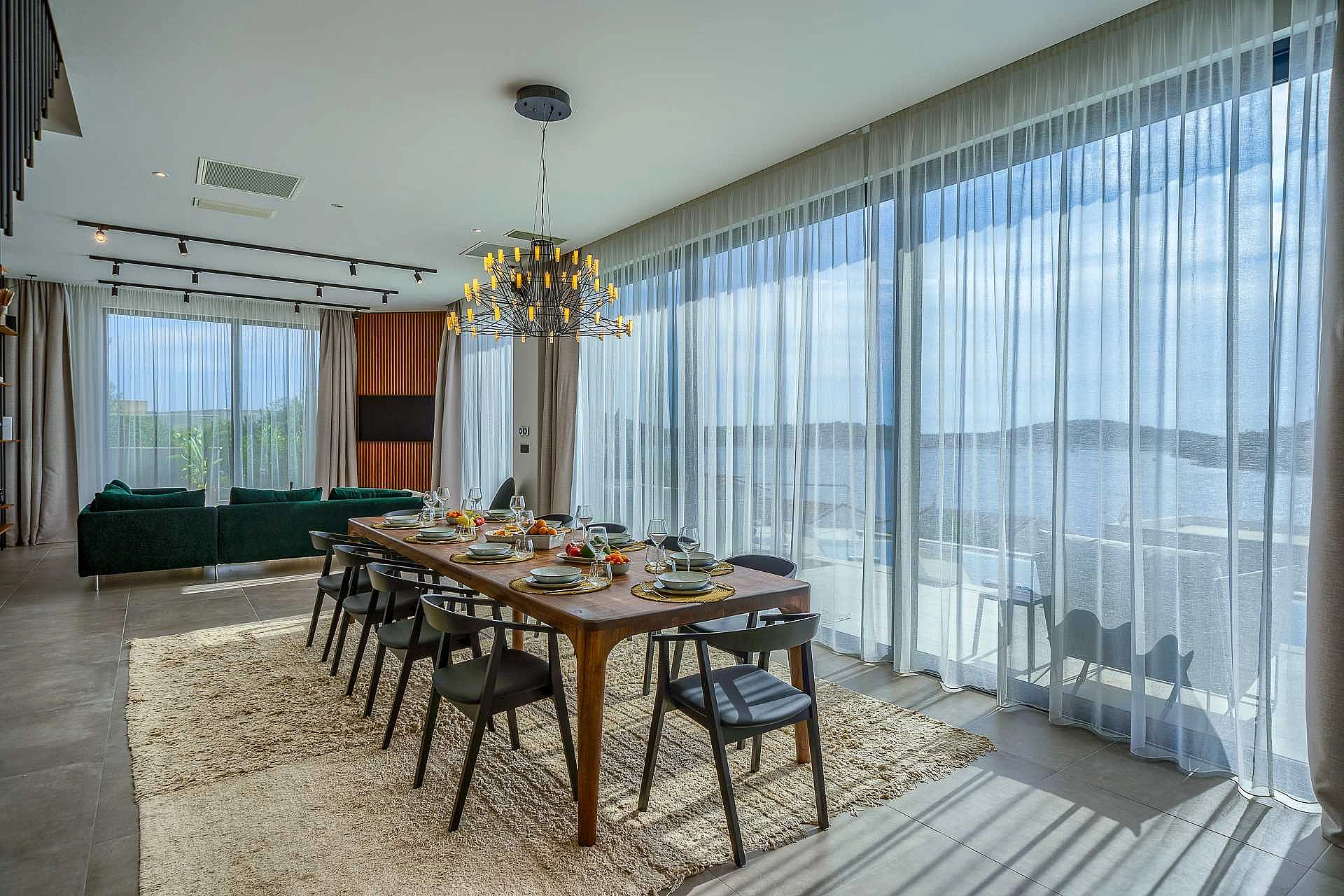 VILLA ALLINA, LUXURIOUS 5- BEDROOM VILLA WITH PANORAMIC VIEWS WITH HEATED POOL - 4250643 Villa Allina, Luxurious 5- Bedroom Villa with Panoramic Views with Heated Pool