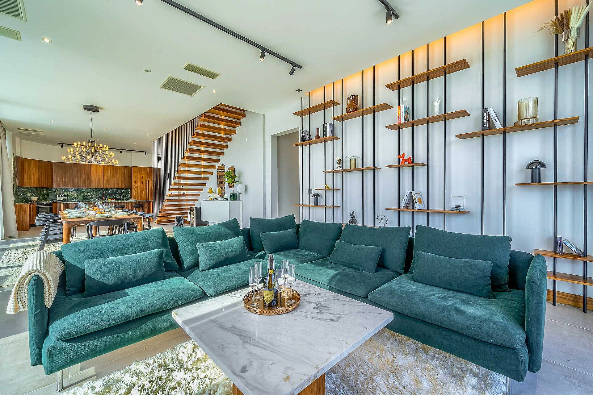 VILLA ALLINA, LUXURIOUS 5- BEDROOM VILLA WITH PANORAMIC VIEWS WITH HEATED POOL - 4250651 Villa Allina, Luxurious 5- Bedroom Villa with Panoramic Views with Heated Pool