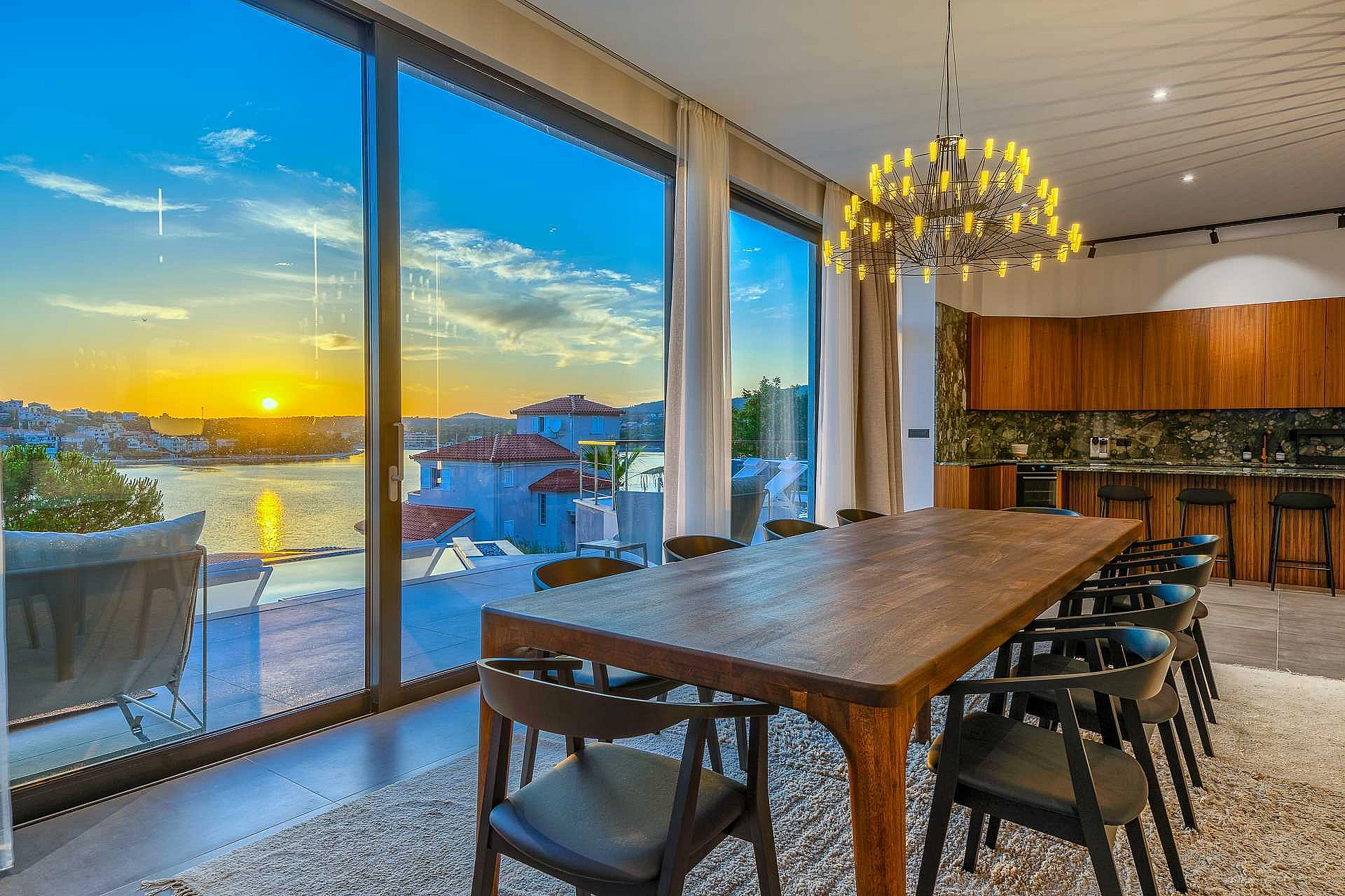 VILLA ALLINA, LUXURIOUS 5- BEDROOM VILLA WITH PANORAMIC VIEWS WITH HEATED POOL - 4250666 Villa Allina, Luxurious 5- Bedroom Villa with Panoramic Views with Heated Pool