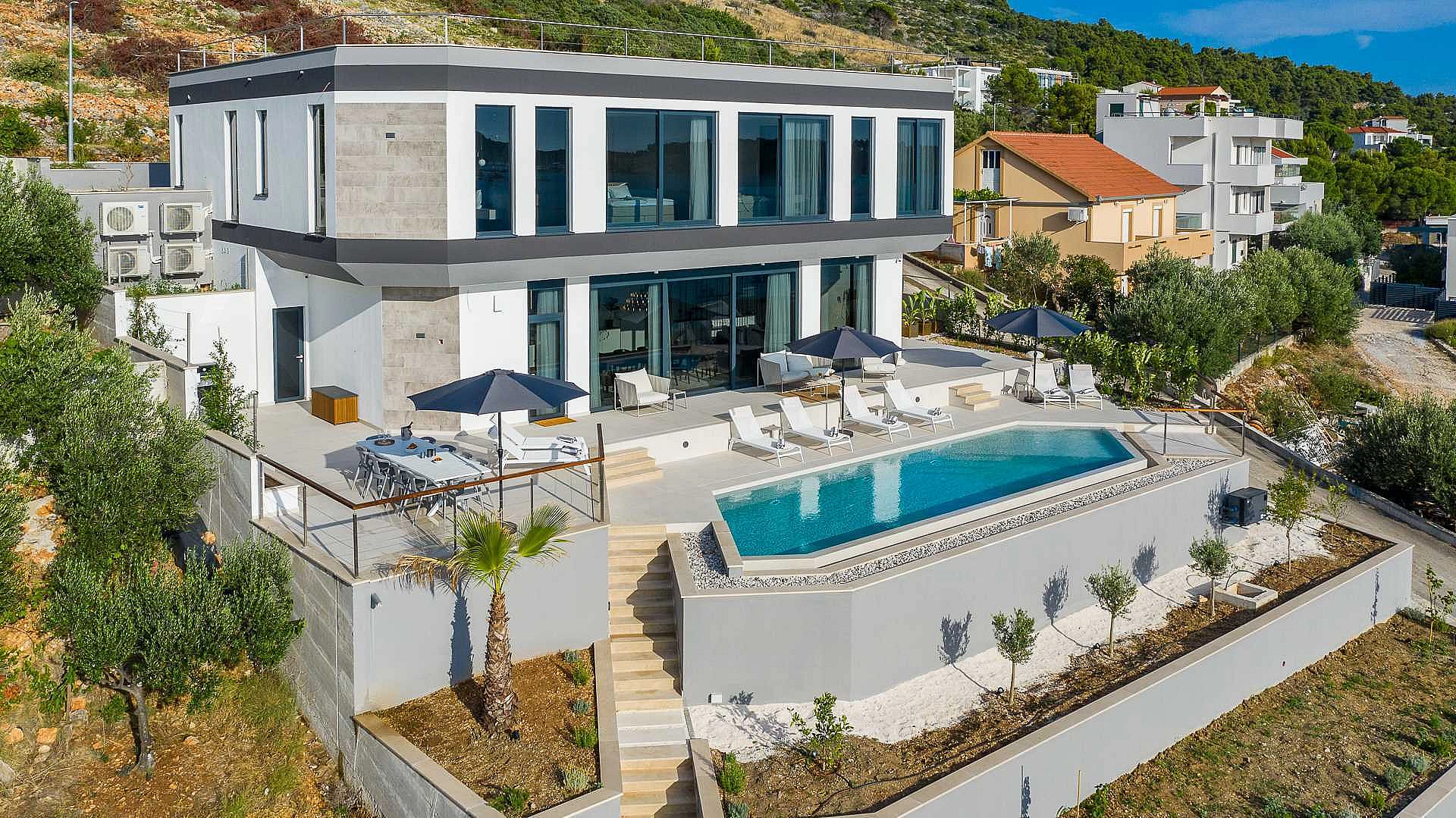 VILLA ALLINA, LUXURIOUS 5- BEDROOM VILLA WITH PANORAMIC VIEWS WITH HEATED POOL - 4250697 Villa Allina, Luxurious 5- Bedroom Villa with Panoramic Views with Heated Pool