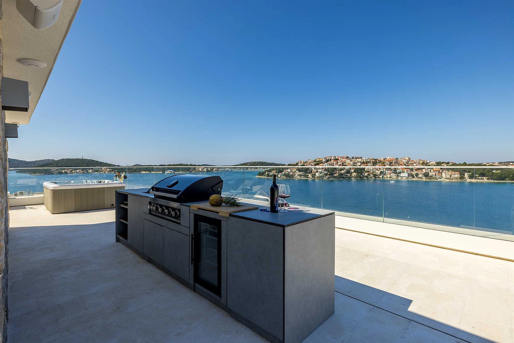 Villa Olive Vista 2, Private Heated Pool, Rogoznica