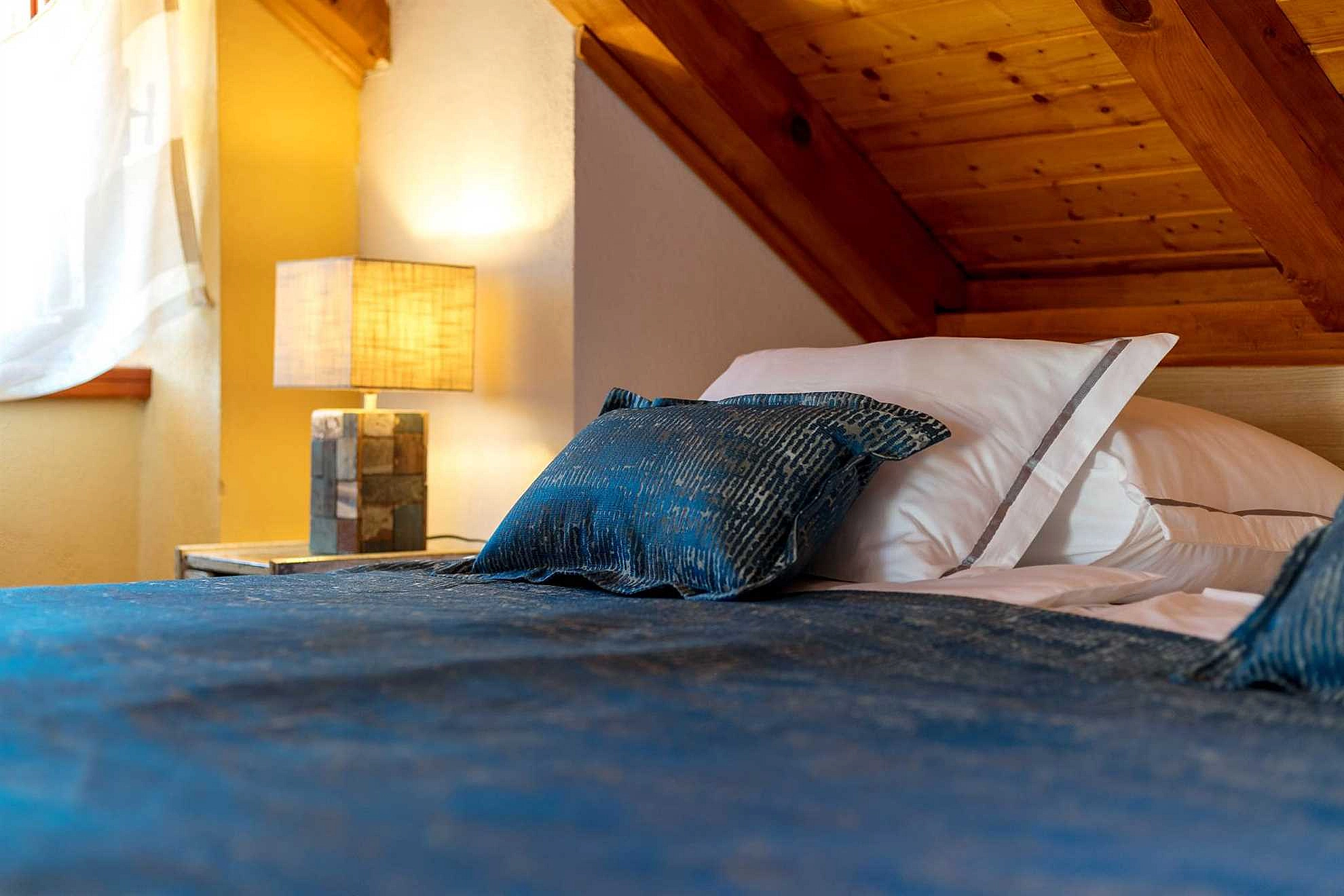 Traditional Villa Vicina with Private Pool in Milna, Brac Island