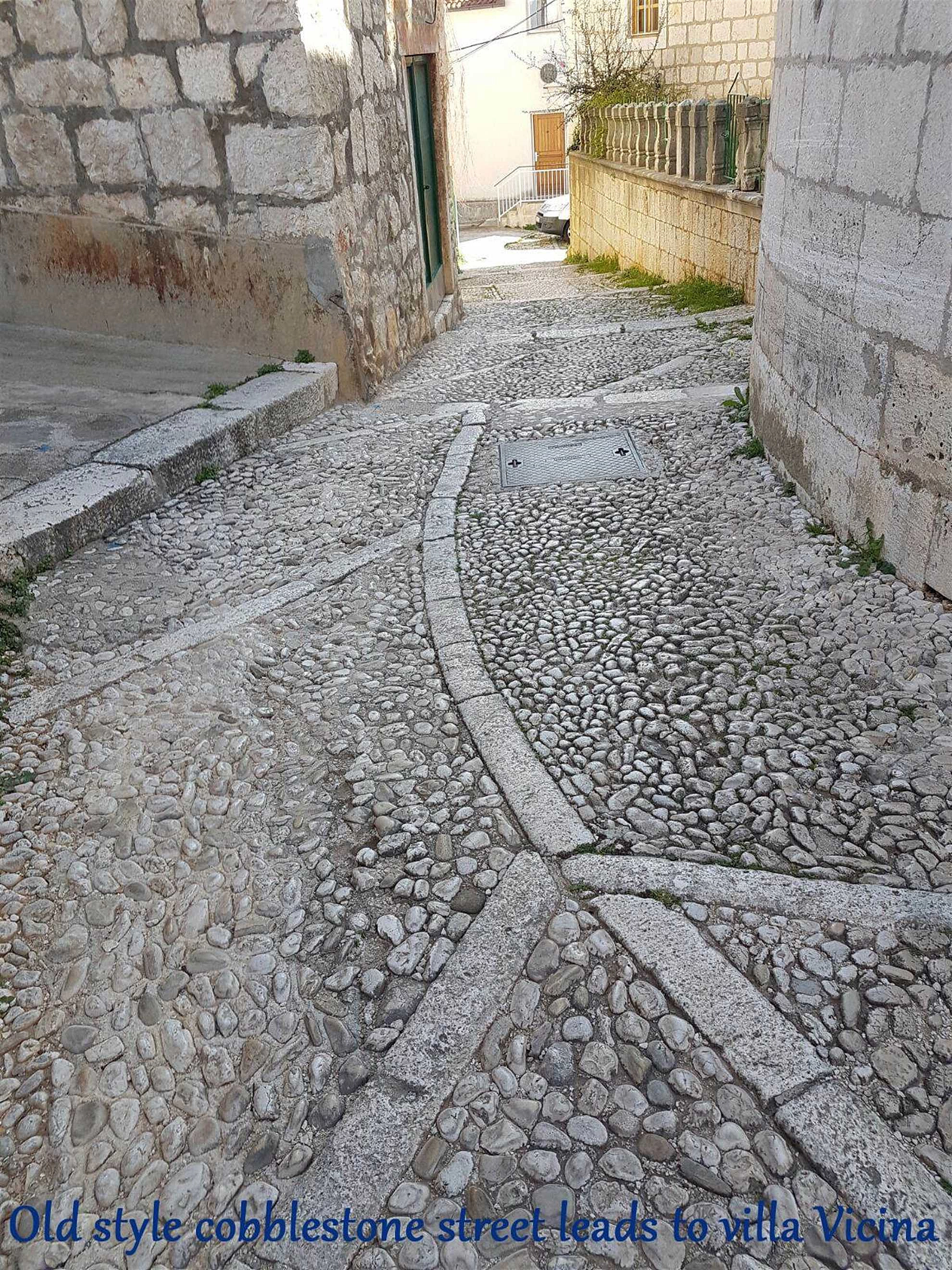 Traditional Villa Vicina with Private Pool in Milna, Brac Island