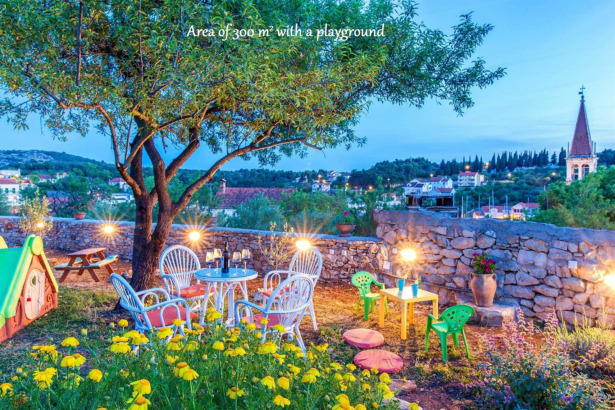 Traditional Villa Vicina with Private Pool in Milna, Brac Island