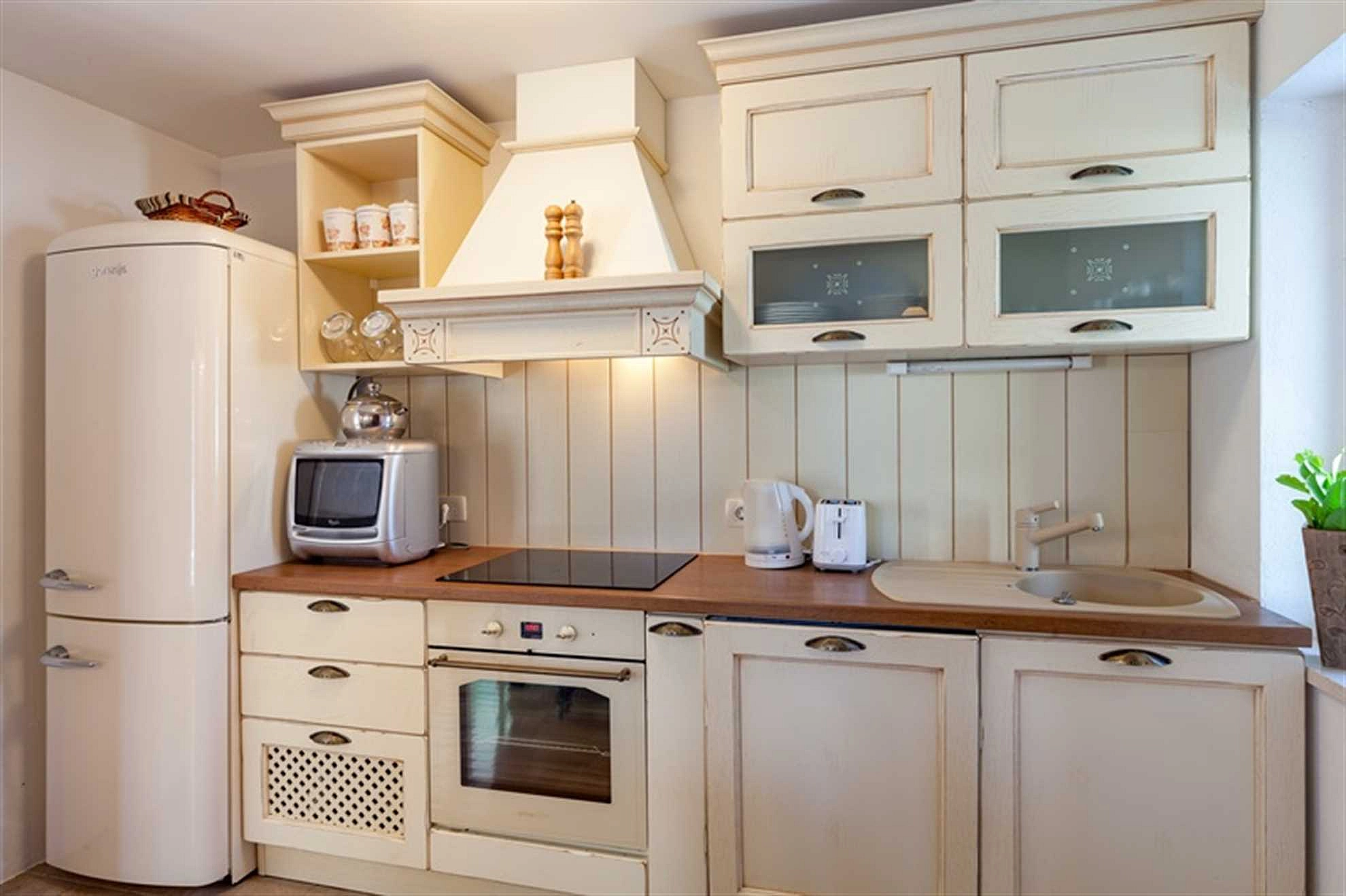 Familienvilla Vjeka mit privatem Pool, Spielplatz in Sumartin, Insel Brac