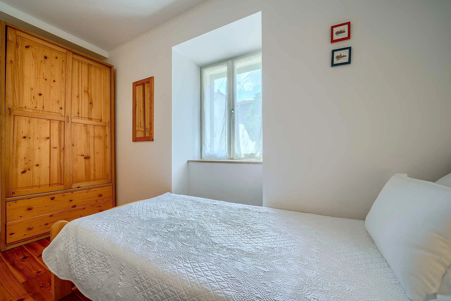 Traditional Villa Bonaca in Sumartin with private pool, Brač Island, near sea