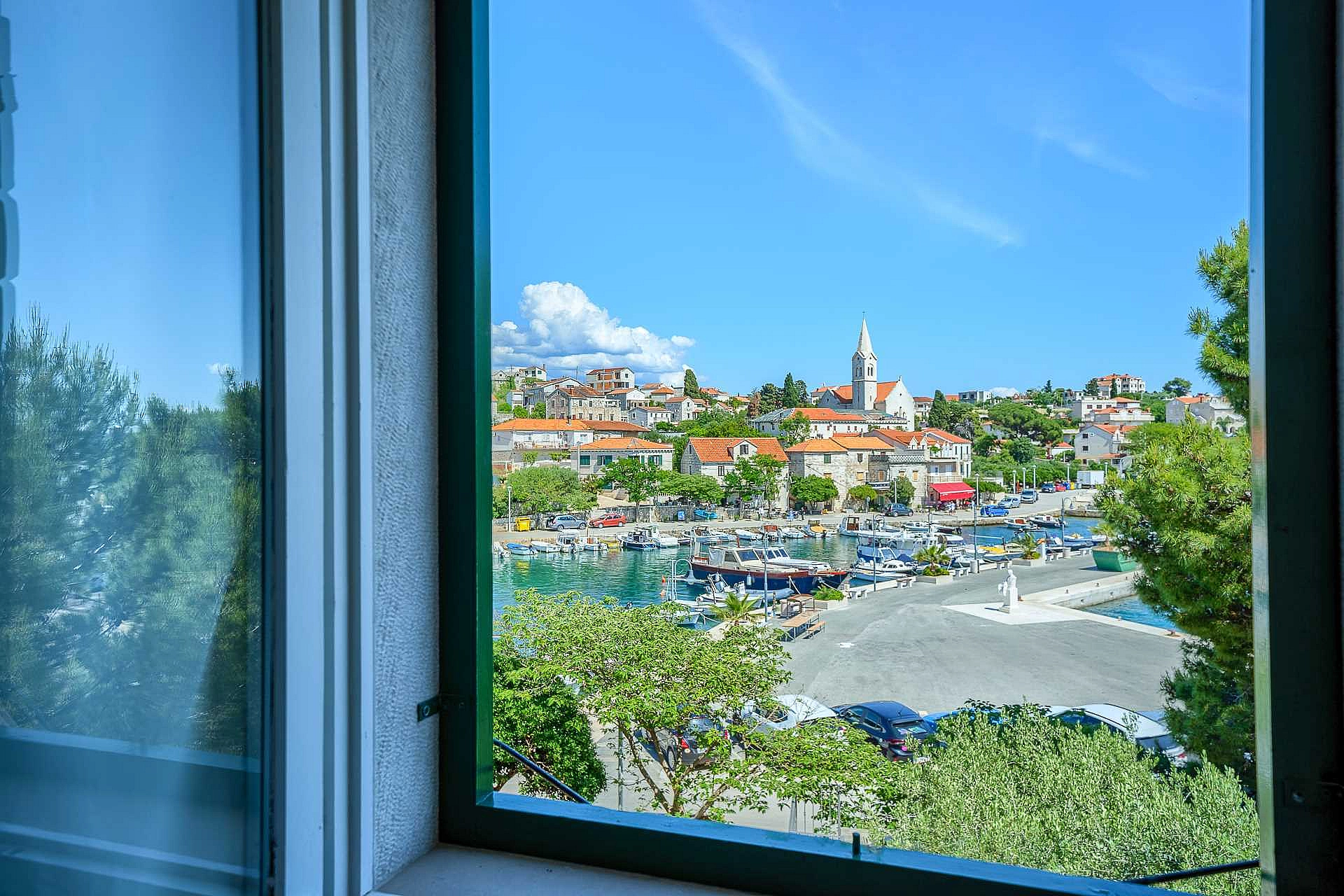 Traditional Villa Bonaca in Sumartin with private pool, Brač Island, near sea