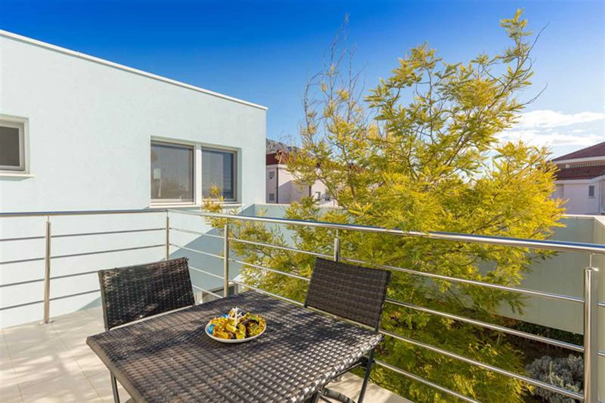 Moderna Villa Mermaid u Podstrani, privatni grijani bazen