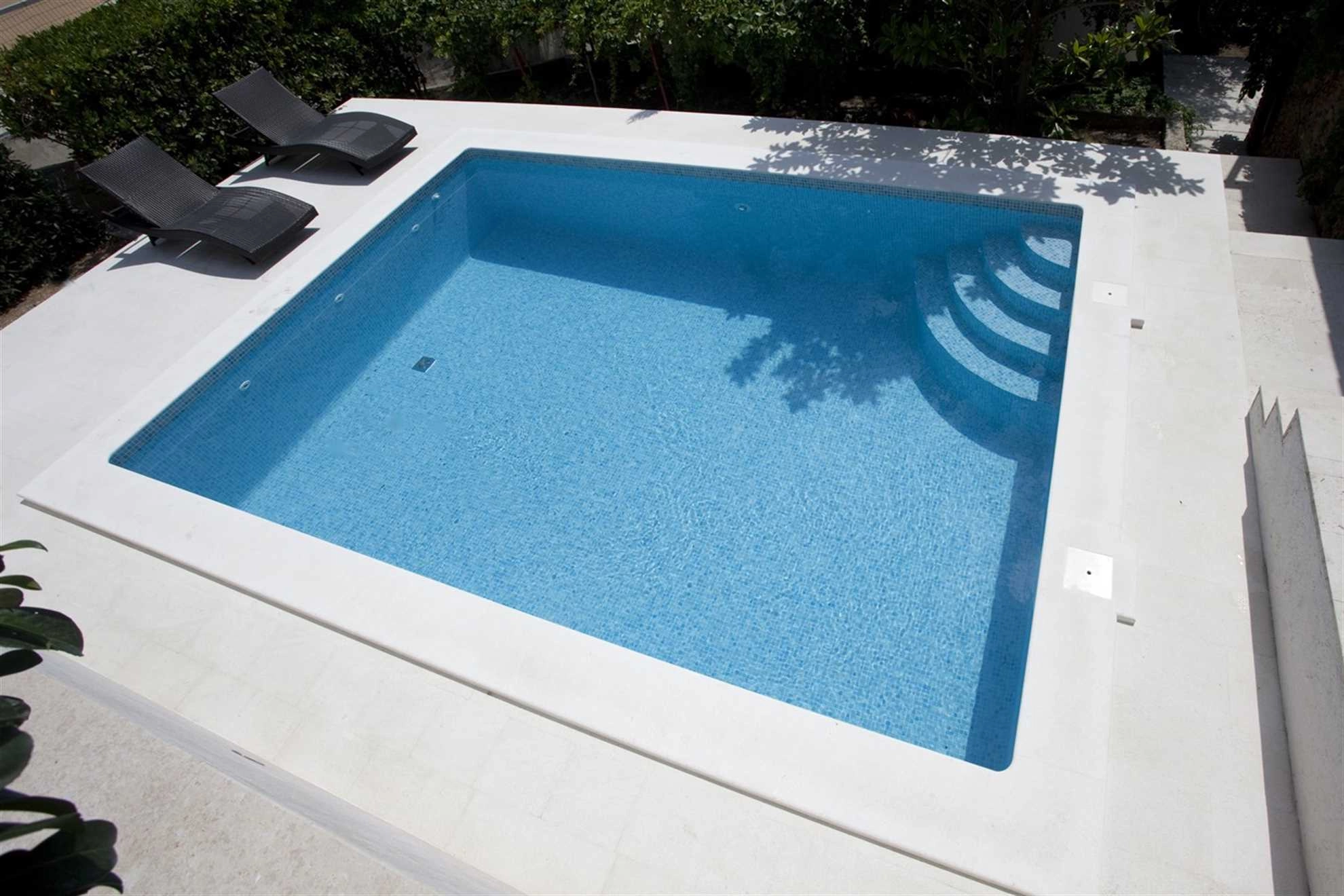 Obiteljska Villa Skalinada s privatnim bazenom, Baška Voda