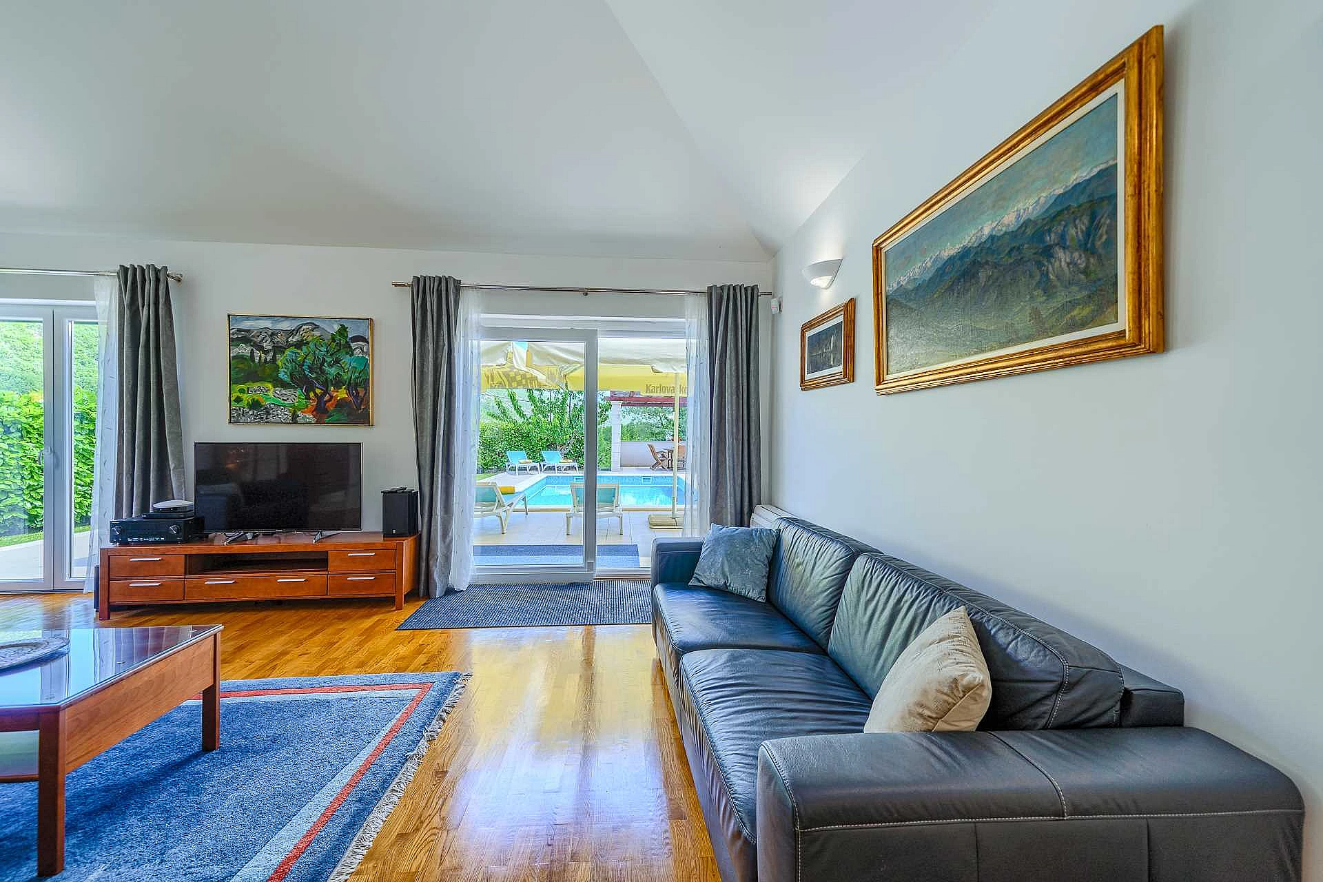 Villa Župa in Dalmatian Hinterland with private pool near Biokovo